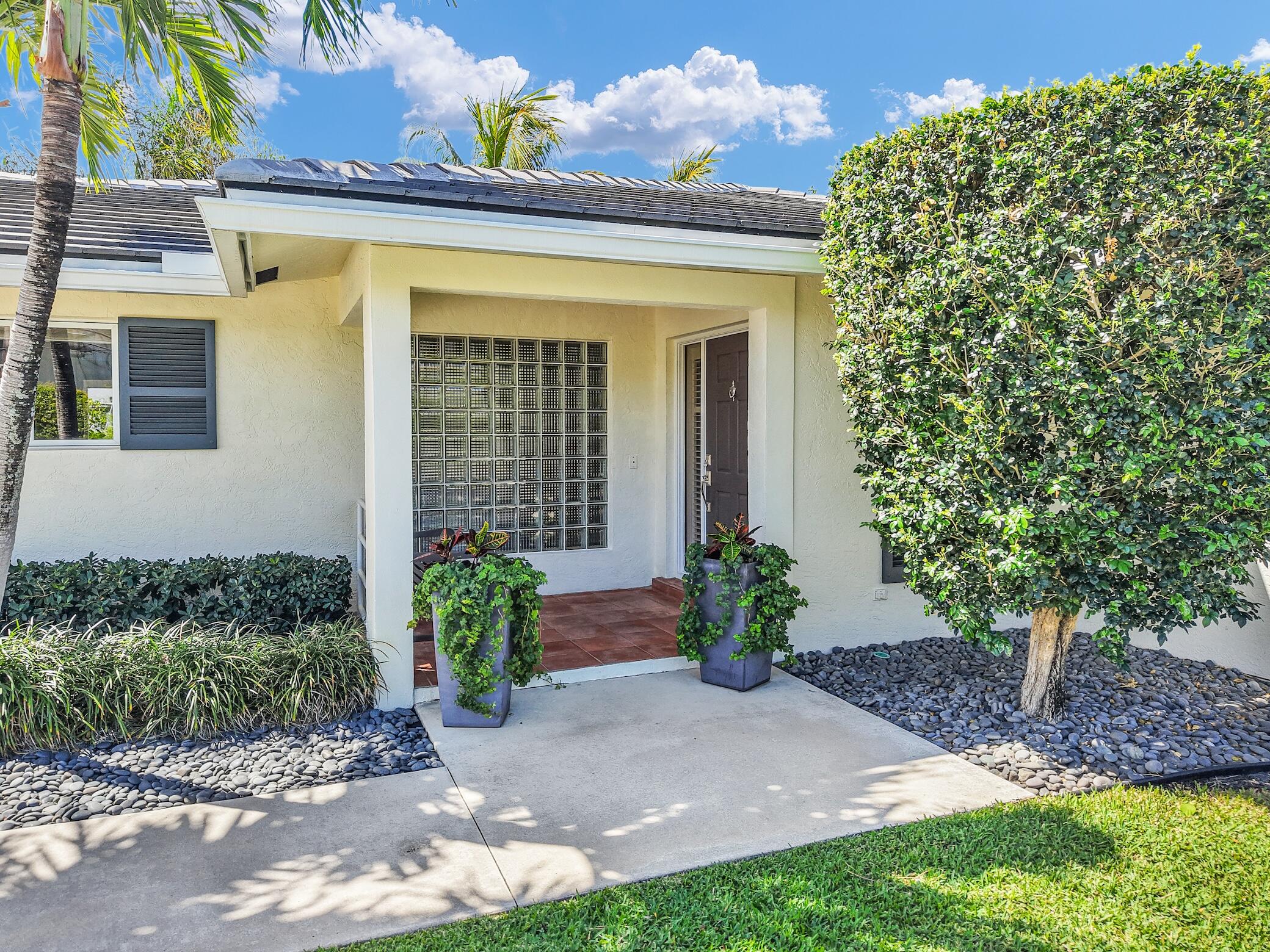 BOYNTON ISLES 2 - Residential