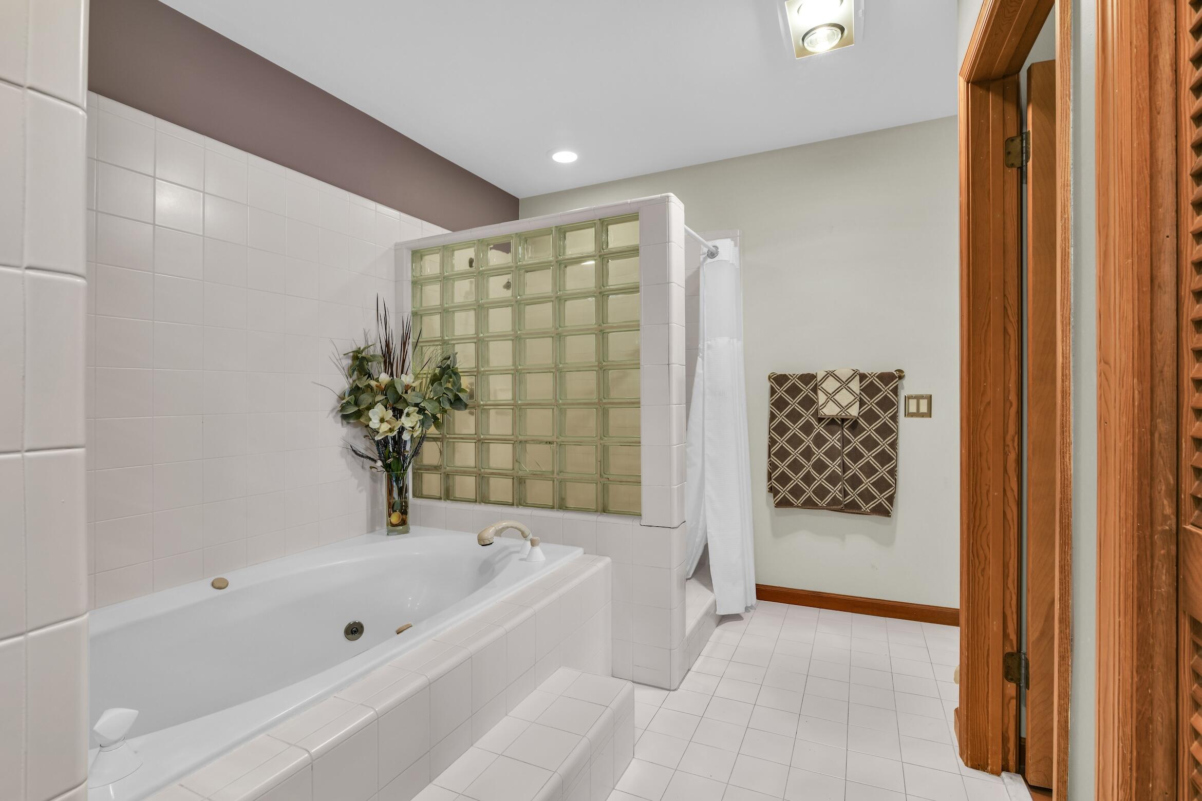 BOYNTON ISLES 2 - Residential