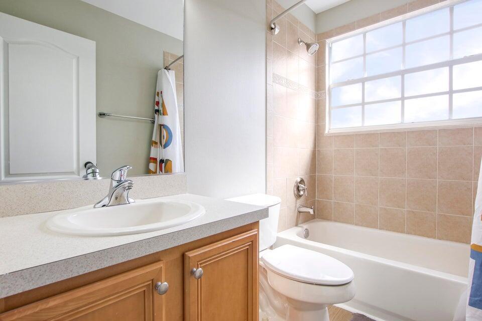 ANTHONY GROVES PH 2 - Residential Lease