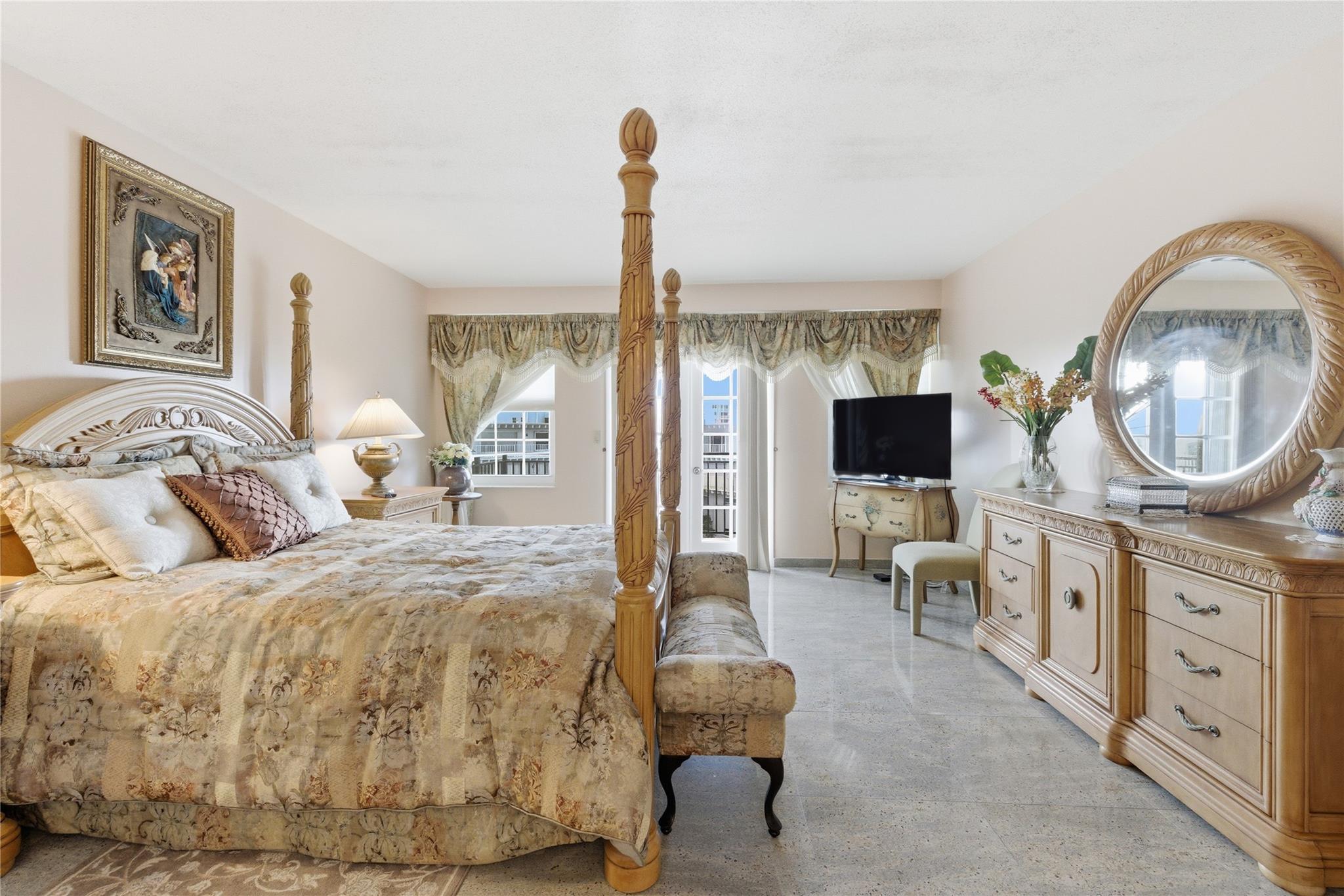 LA BONNE VIE CONDO - Residential