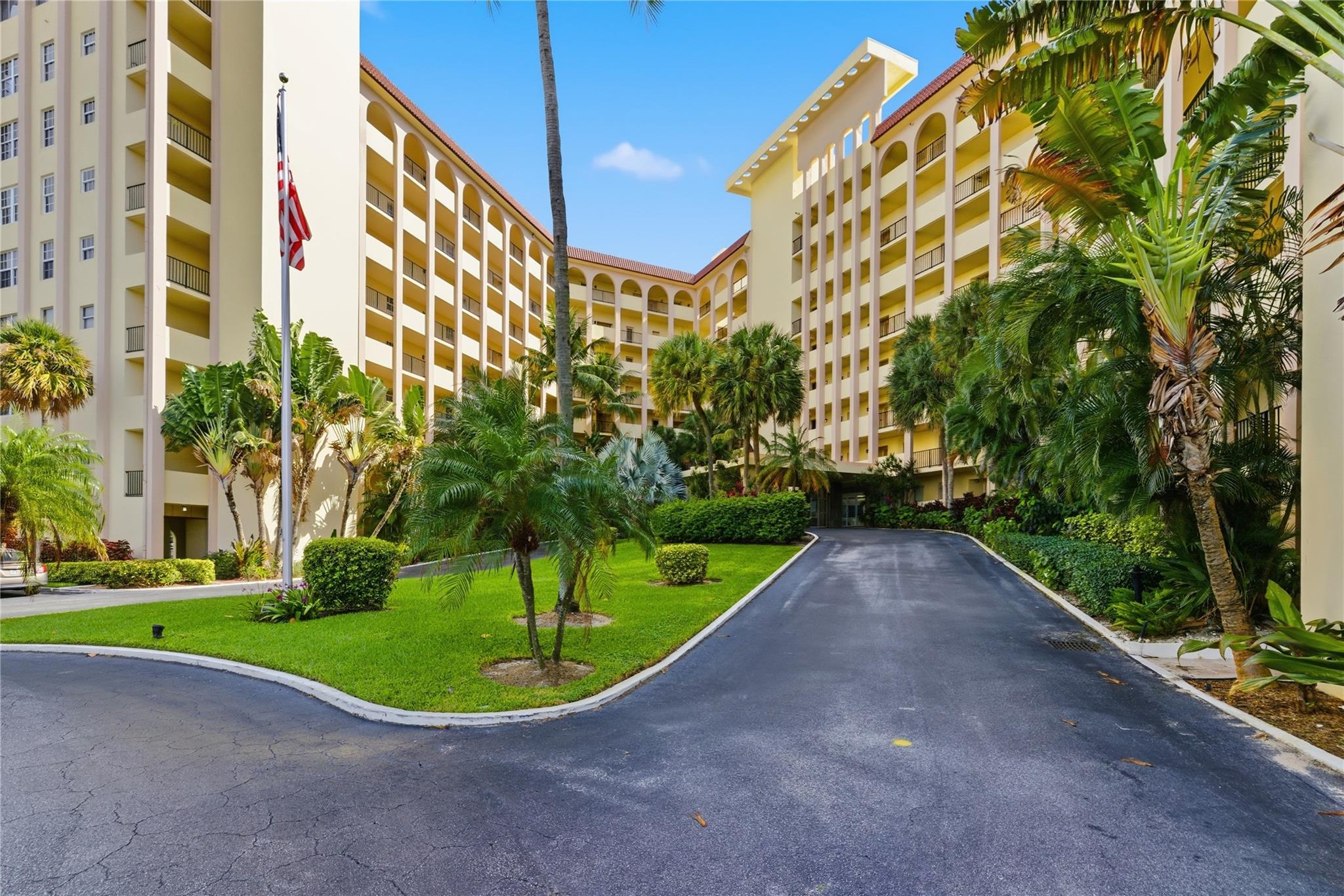 LA BONNE VIE CONDO - Residential