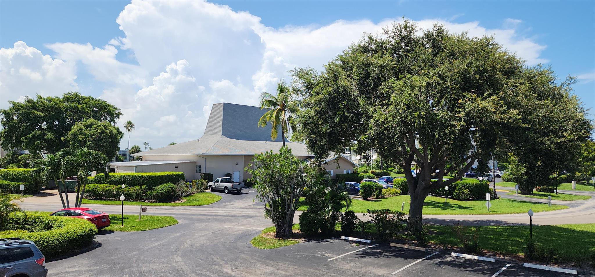 Properties 2534 Garden Drive 205