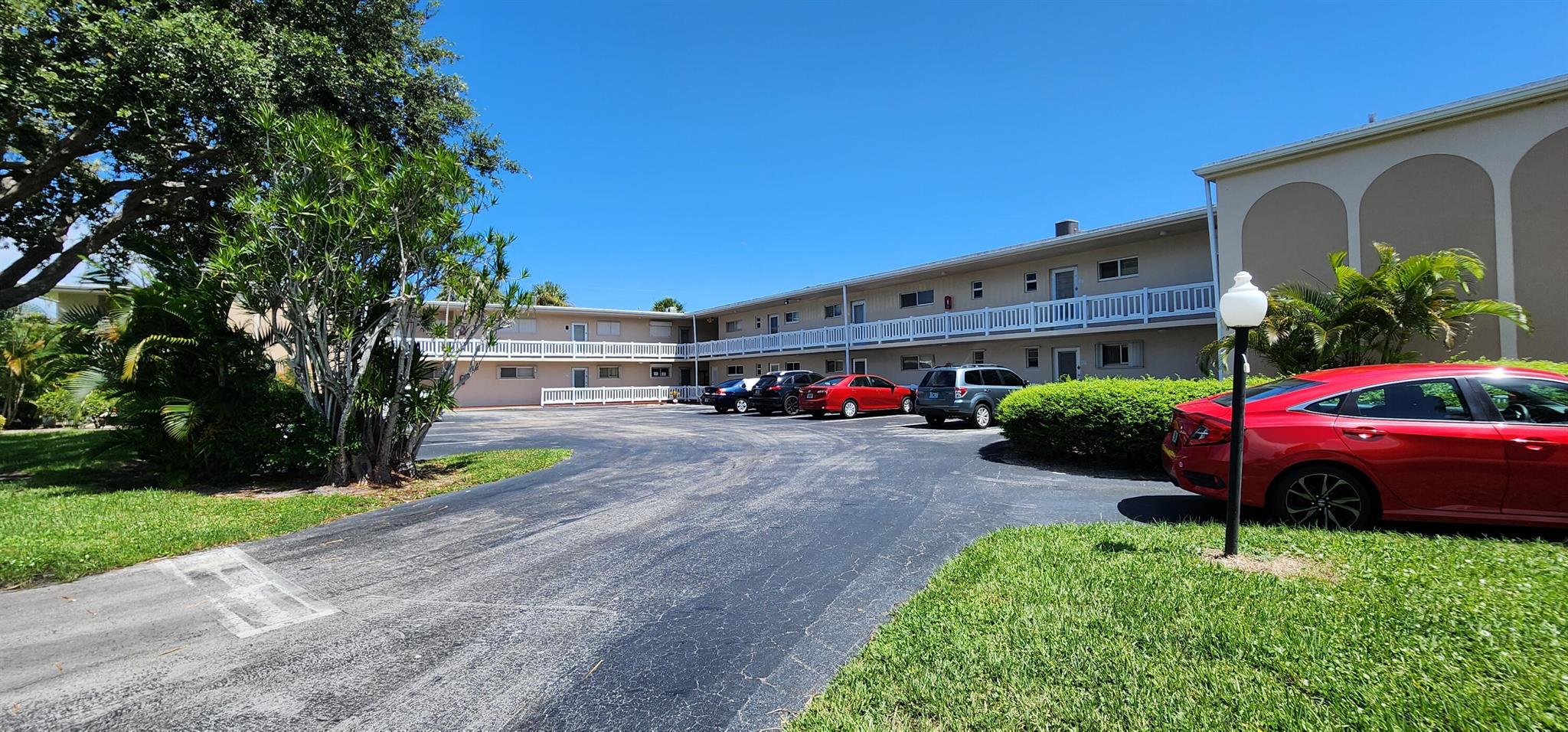 Properties 2534 Garden Drive 205