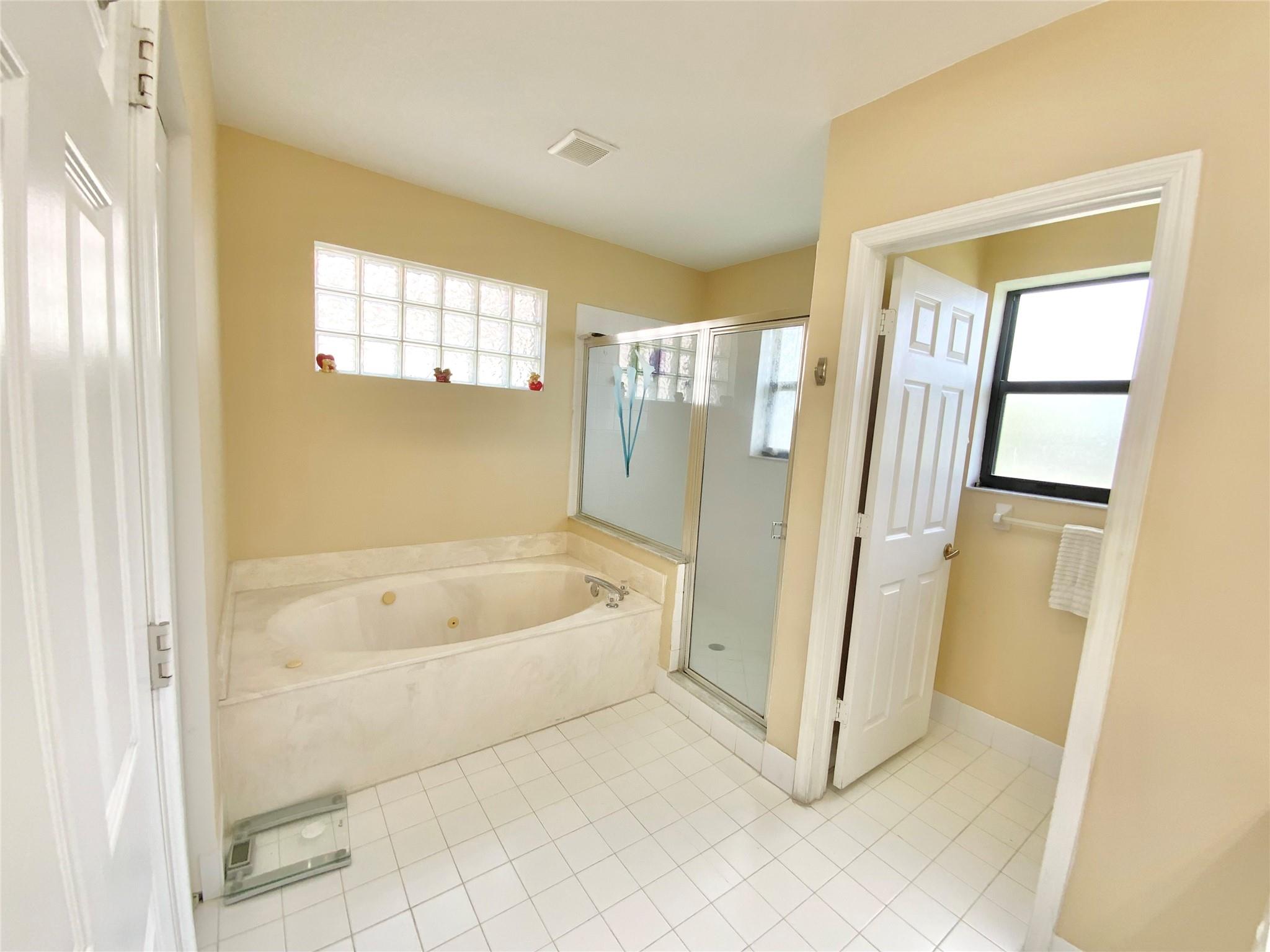 Country Club Village 110- - Residential