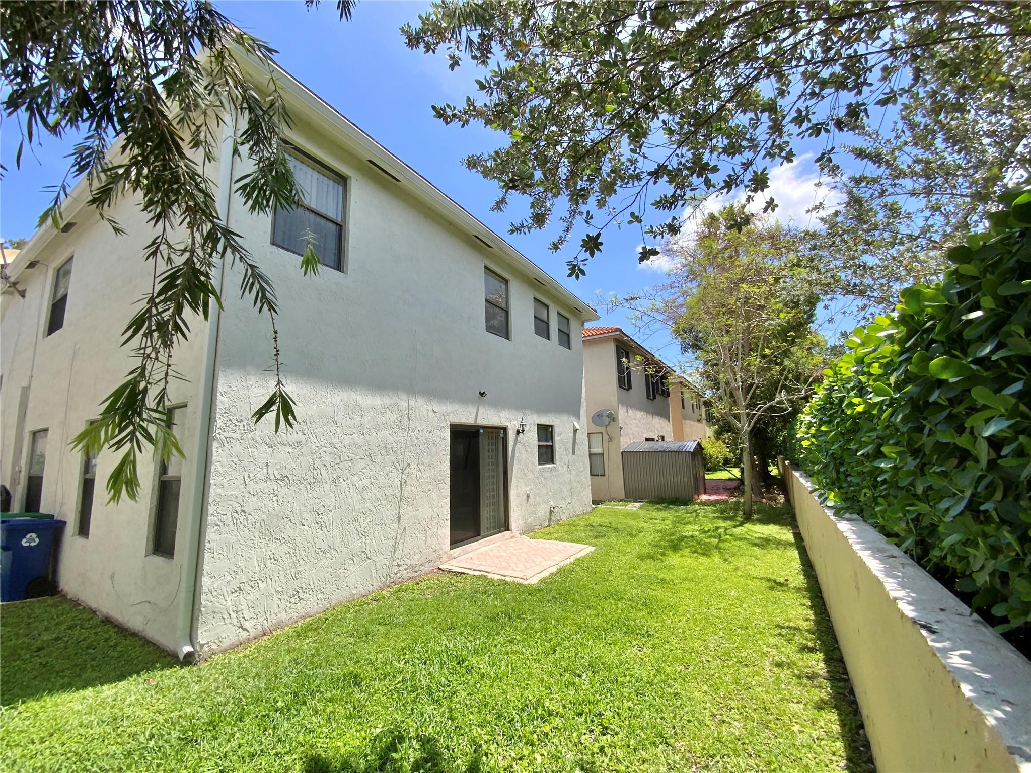 Country Club Village 110- - Residential