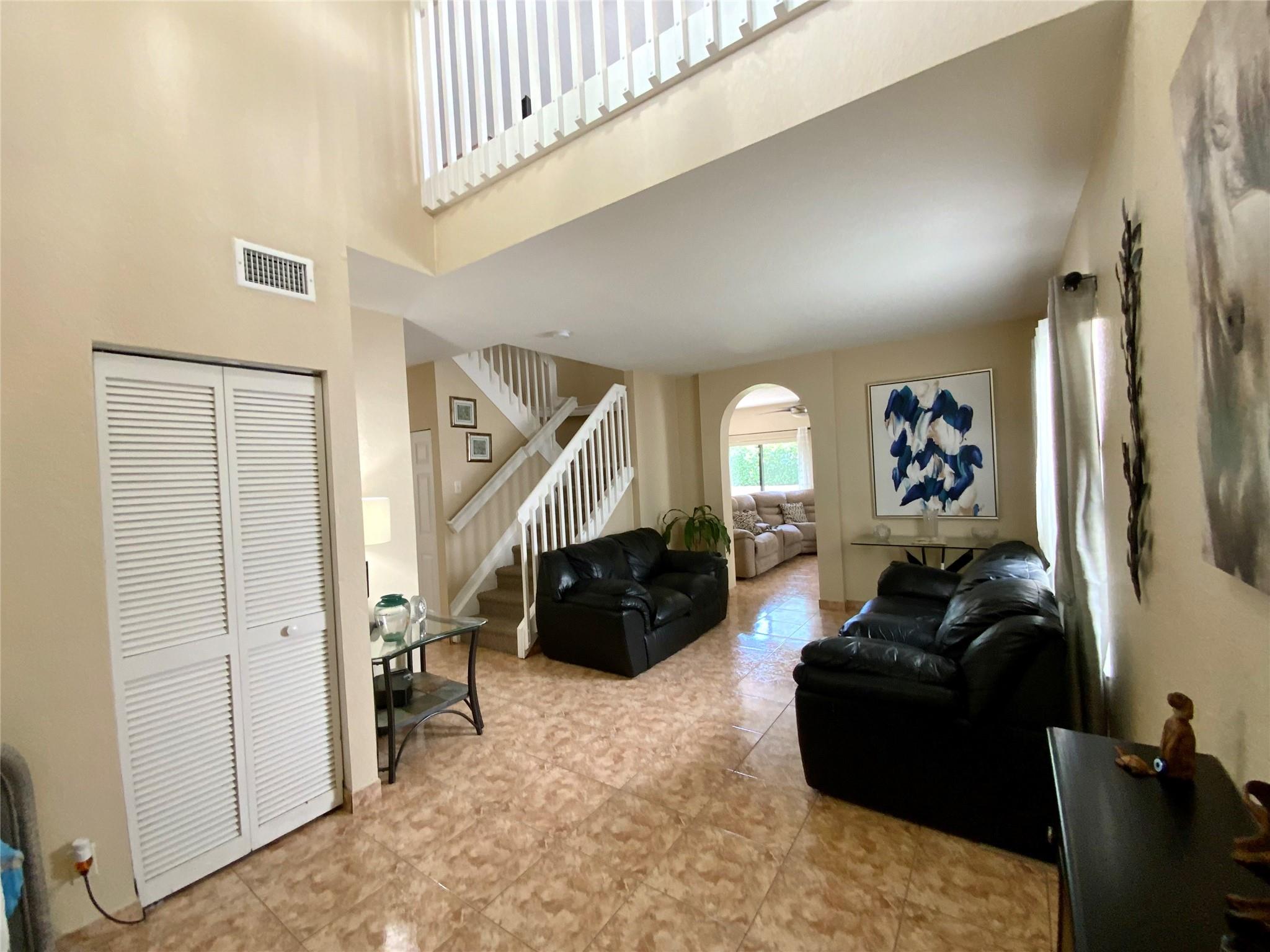 11182 NW 34th Ct