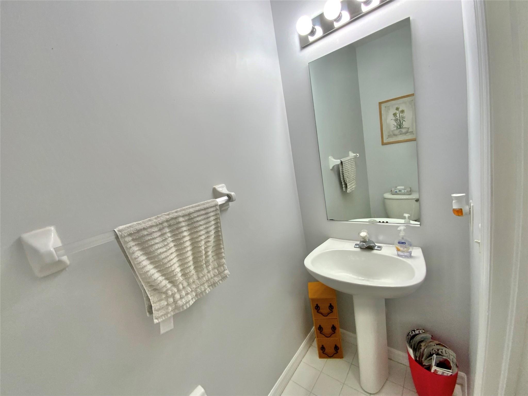 Country Club Village 110- - Residential