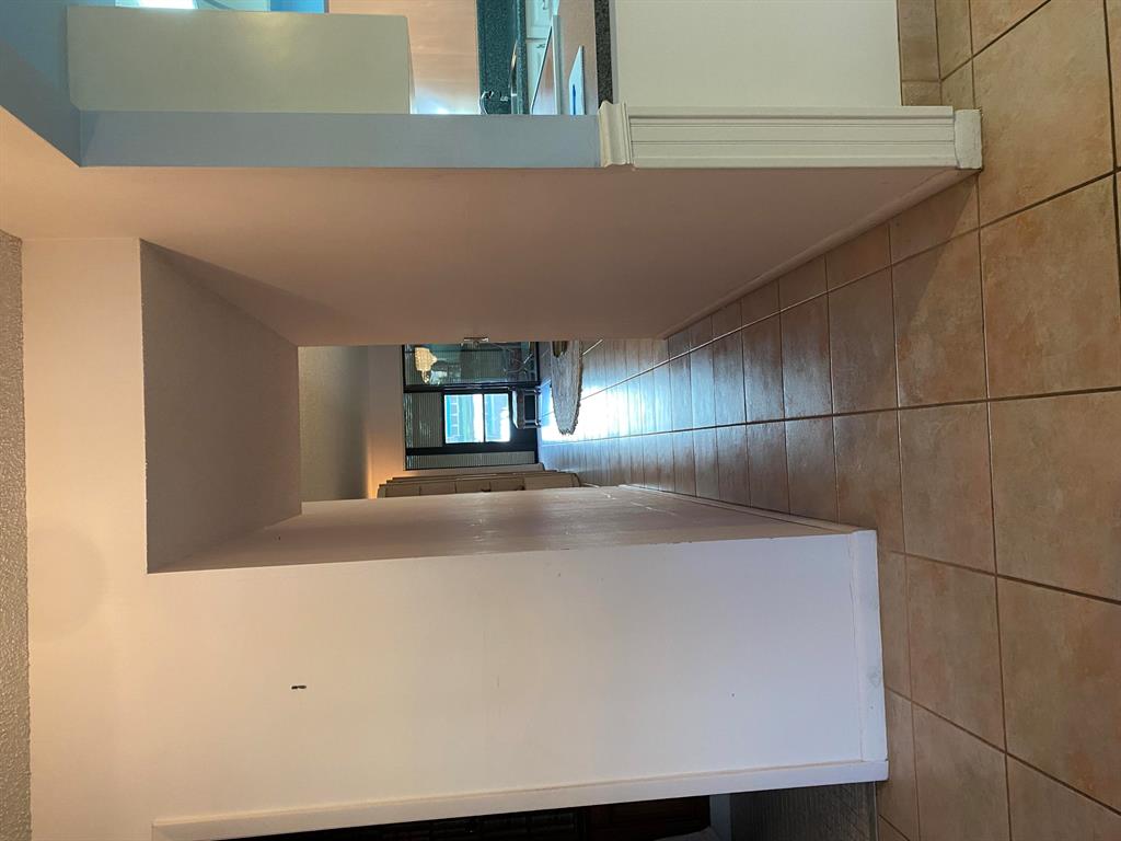 1ST FLOOR 2 BEDROOM 2 BATH CONDO ON A LARGE LAKETHE WATER VIEW CAN BE SEEN FROM THE MAIN BEDROOM AND LIVING PLUS 22'' SCREENED PATIO