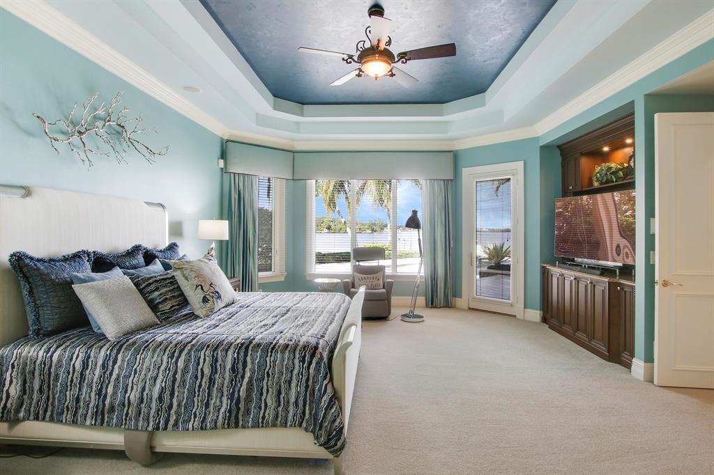 TEQUESTA COUNTRY CLUB - Residential