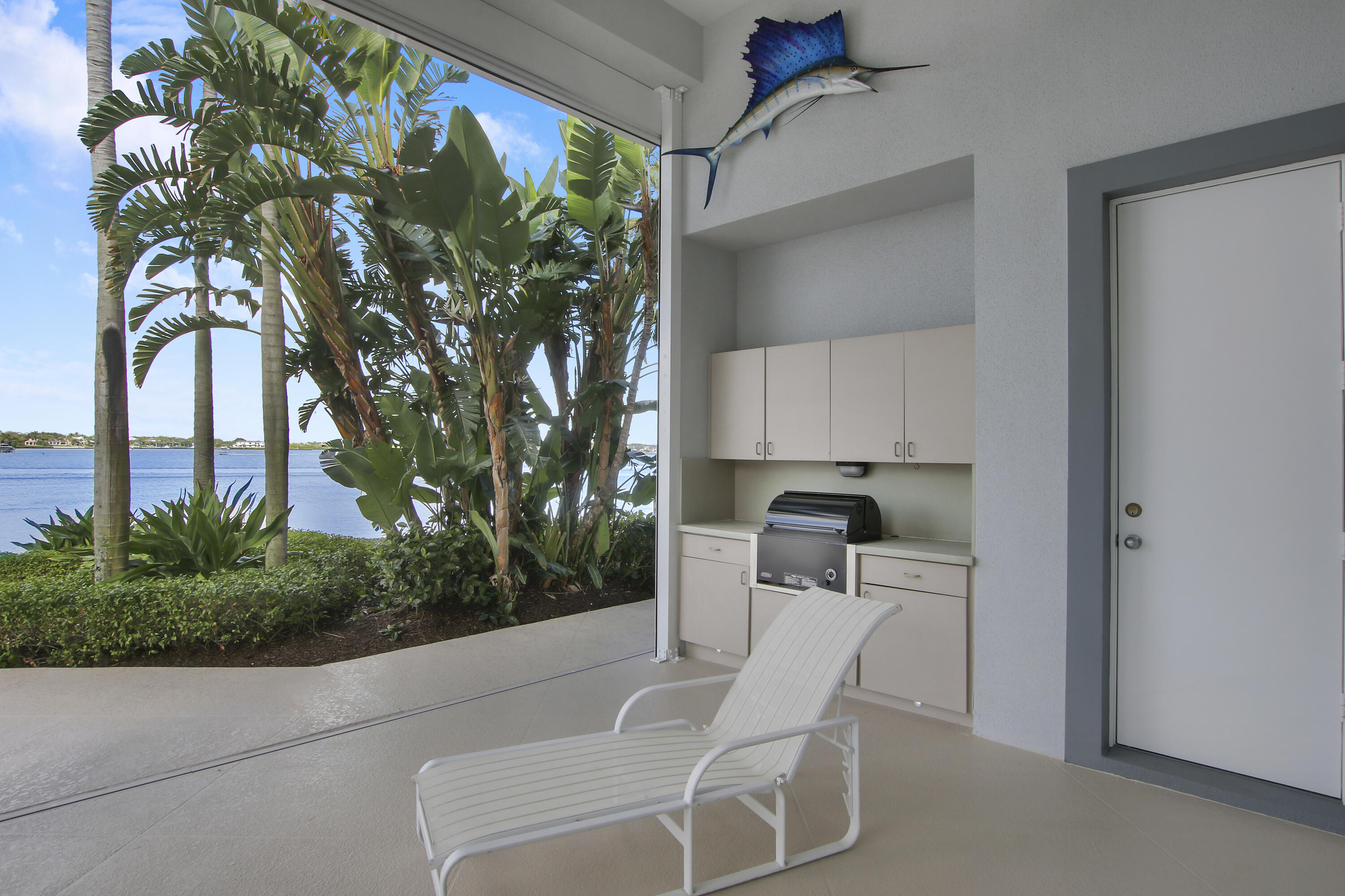 TEQUESTA COUNTRY CLUB - Residential