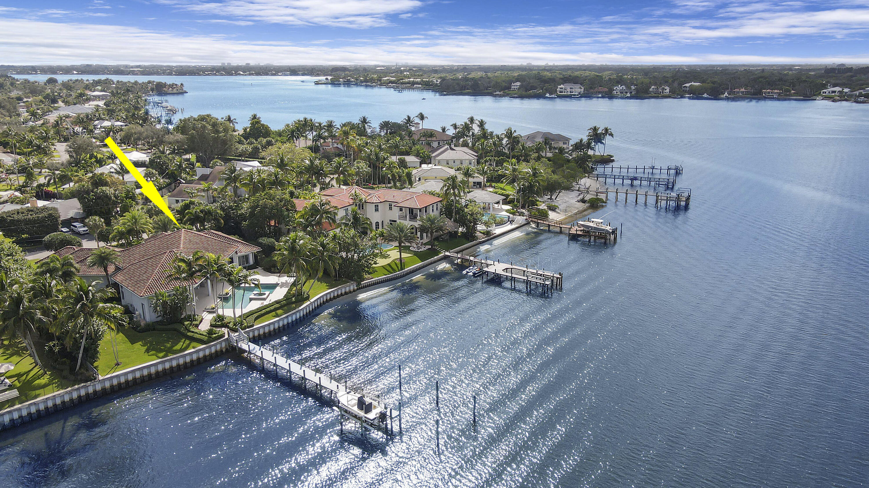 TEQUESTA COUNTRY CLUB - Residential