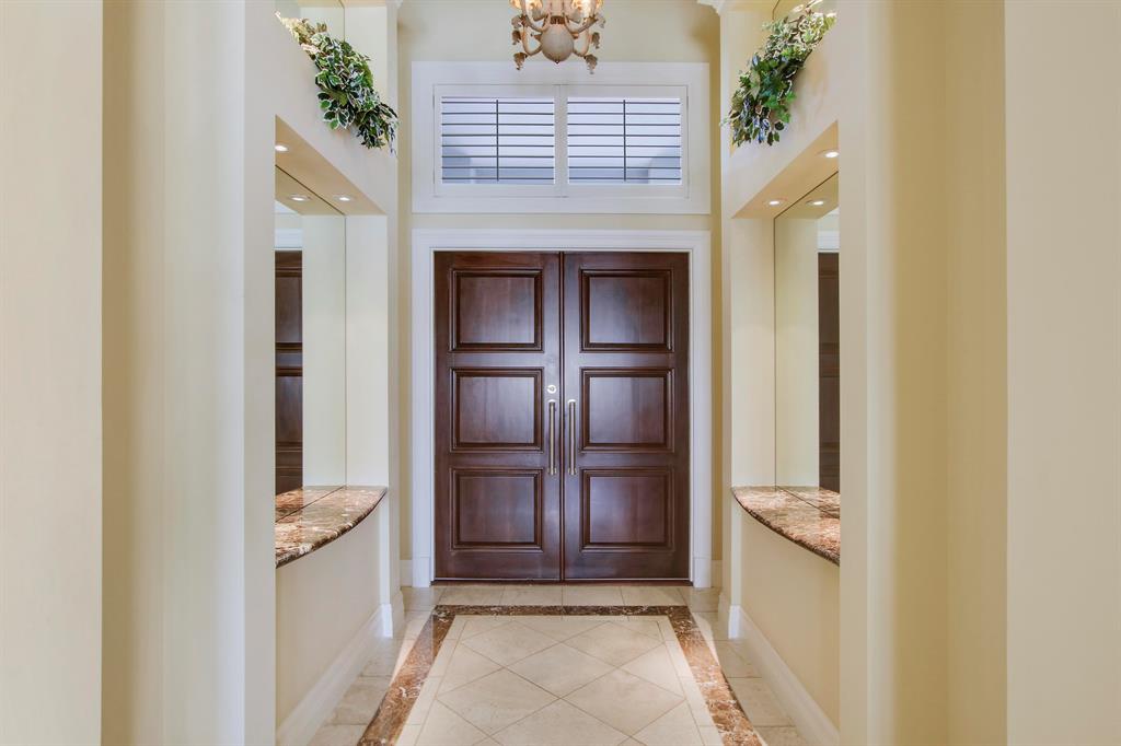 TEQUESTA COUNTRY CLUB - Residential