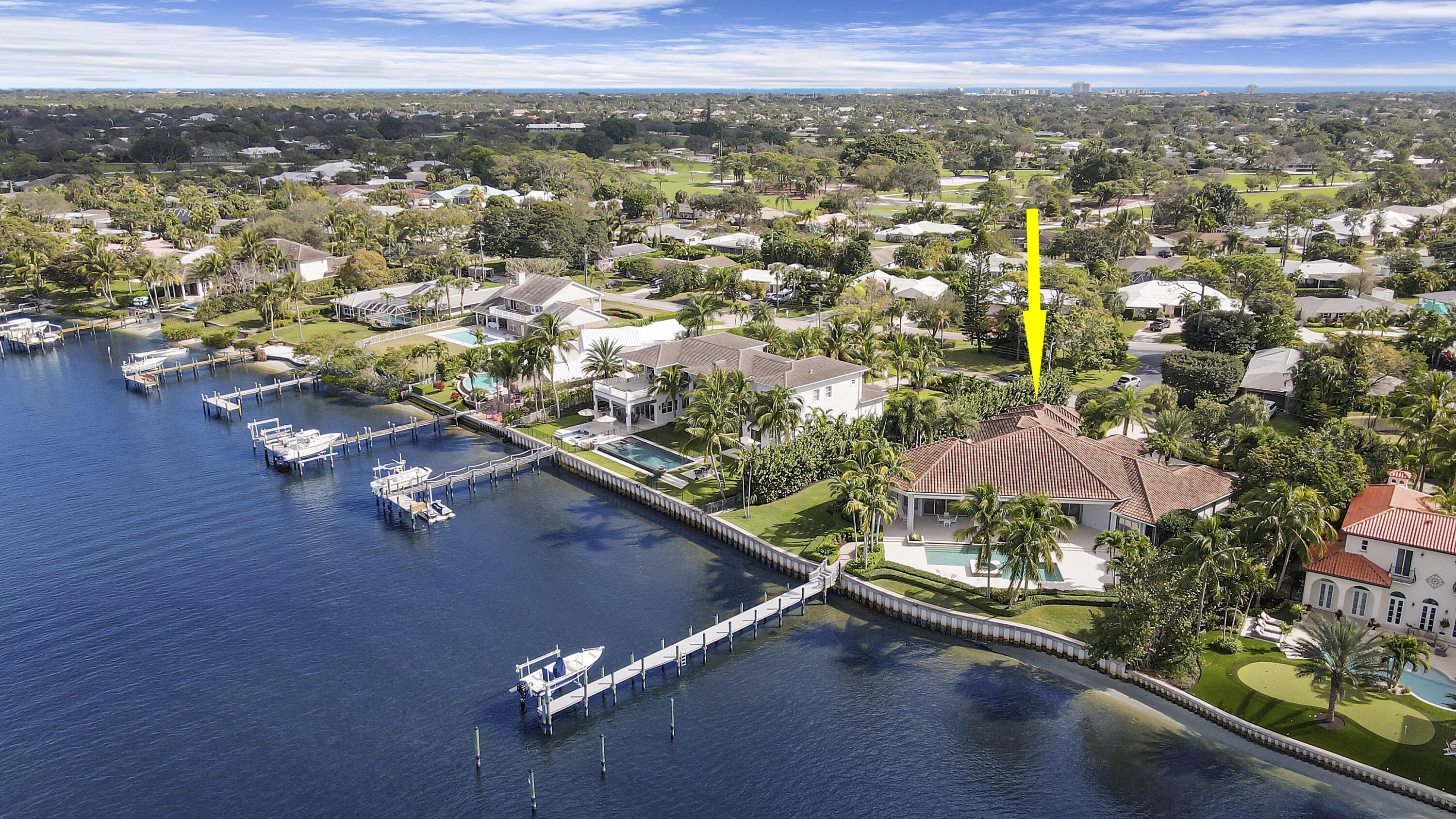 TEQUESTA COUNTRY CLUB - Residential