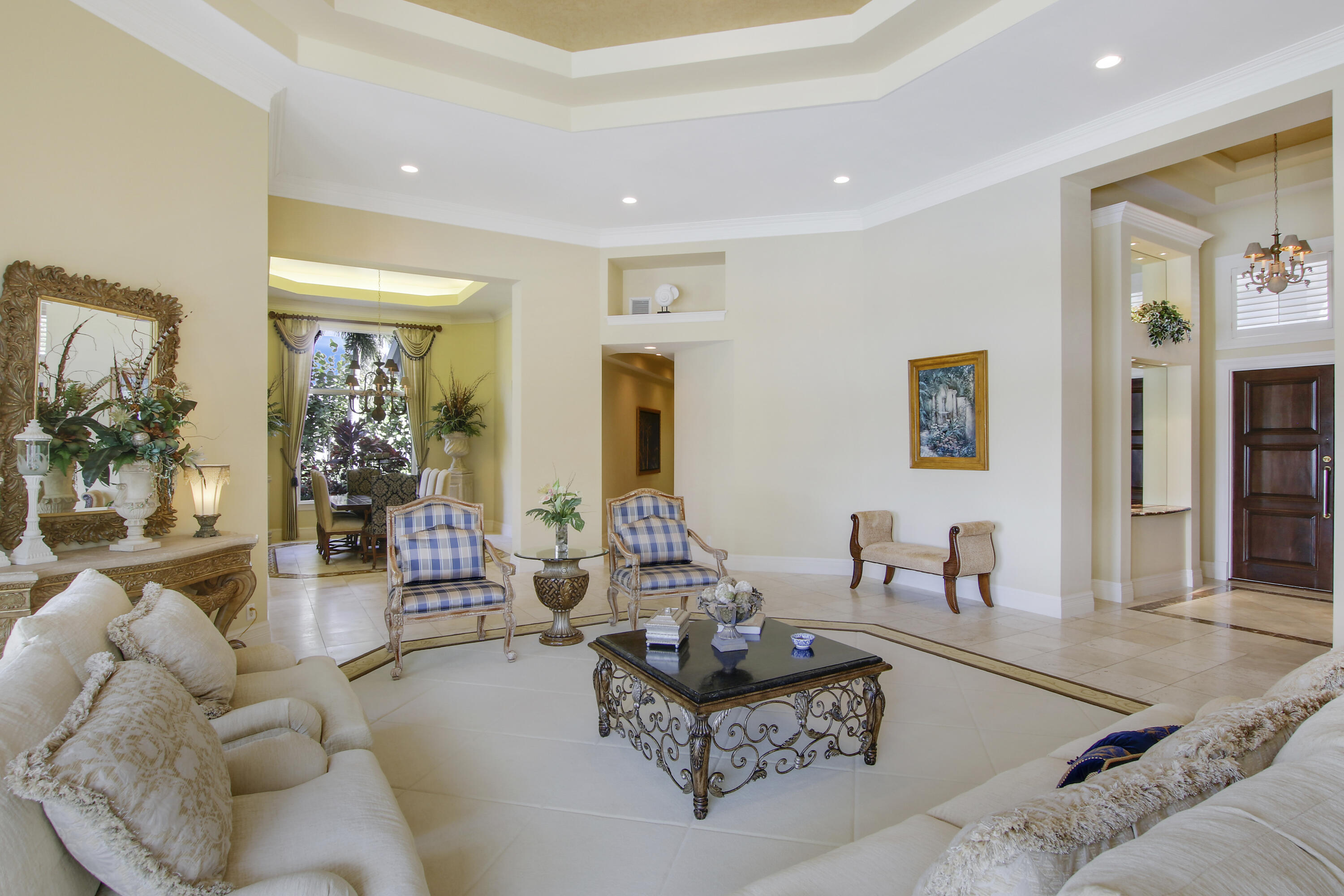 TEQUESTA COUNTRY CLUB - Residential