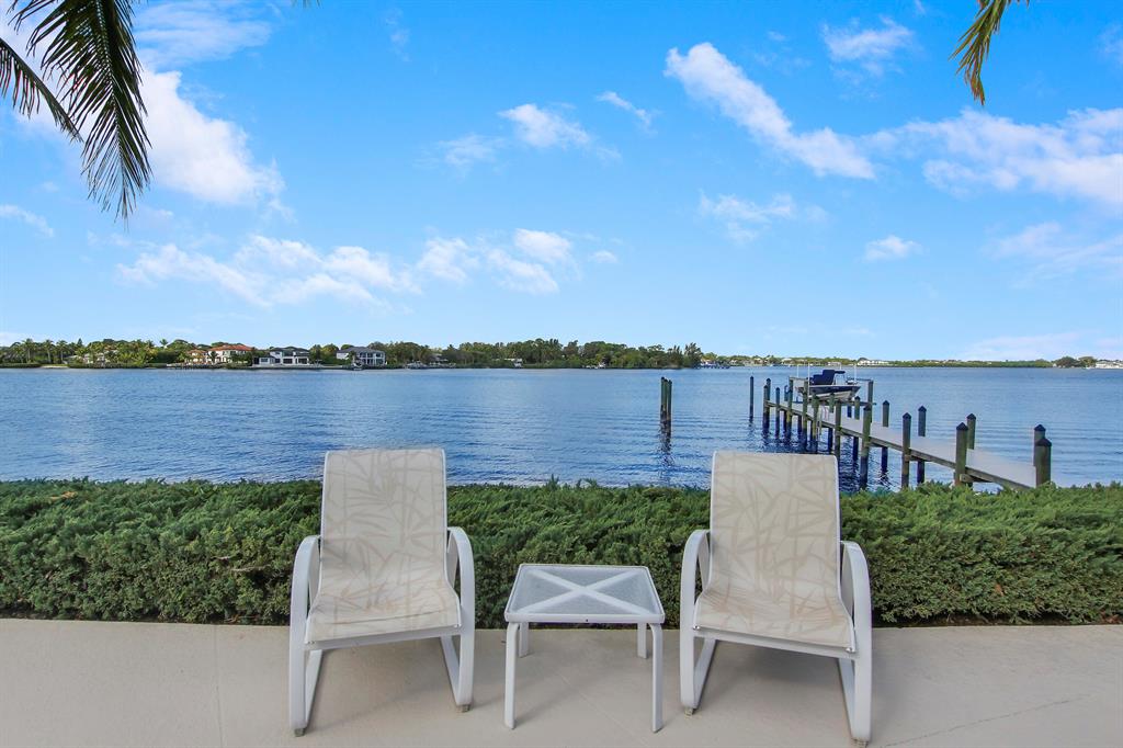 TEQUESTA COUNTRY CLUB - Residential