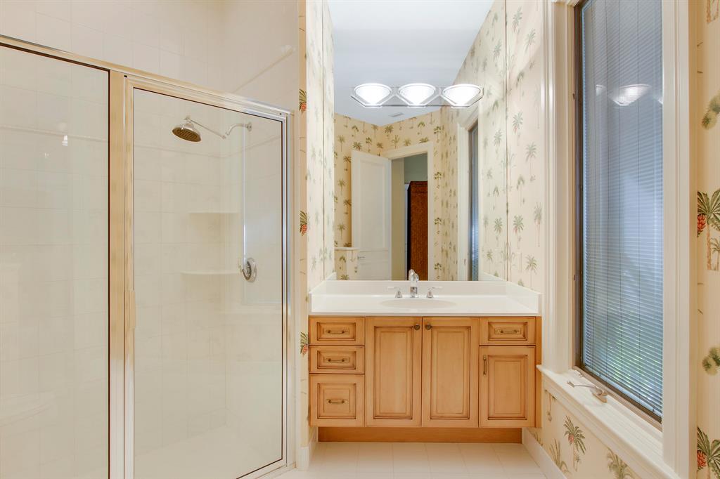 TEQUESTA COUNTRY CLUB - Residential