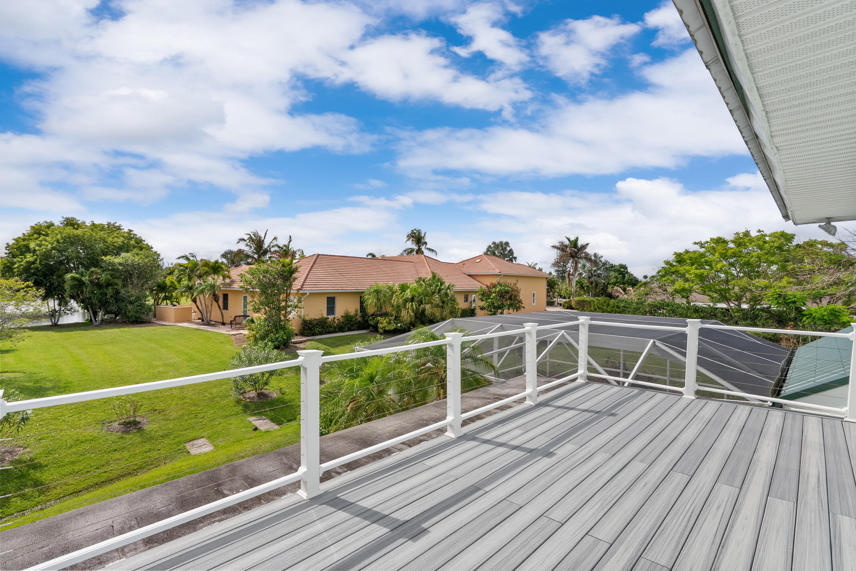 BEAU RIVAGE - Residential