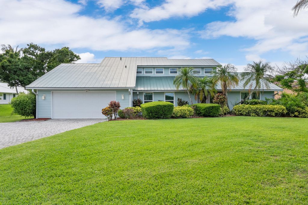 Photo of 2415 NW Cove View, Stuart, FL 34994 (MLS # B26026475)