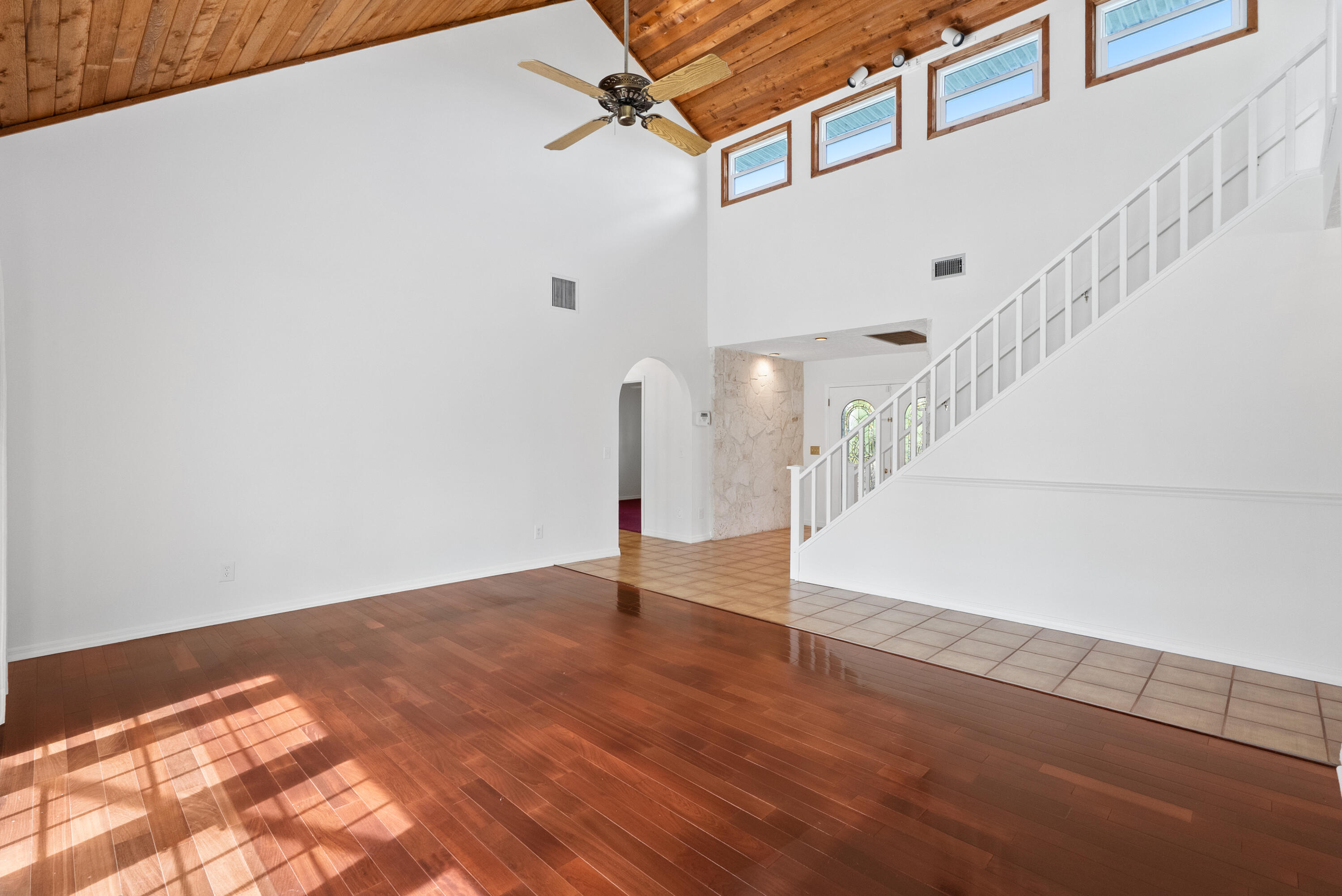 BEAU RIVAGE - Residential
