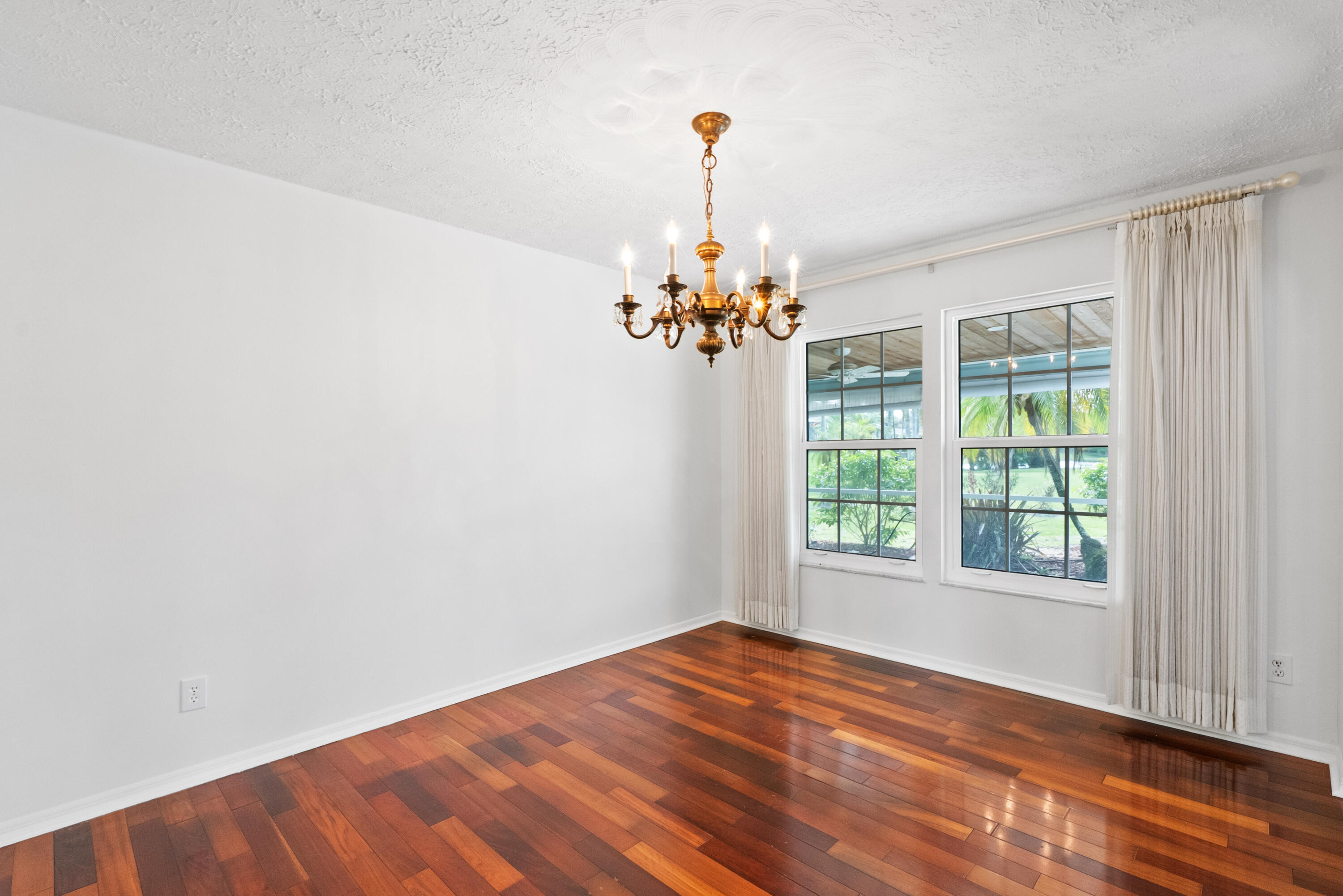 BEAU RIVAGE - Residential