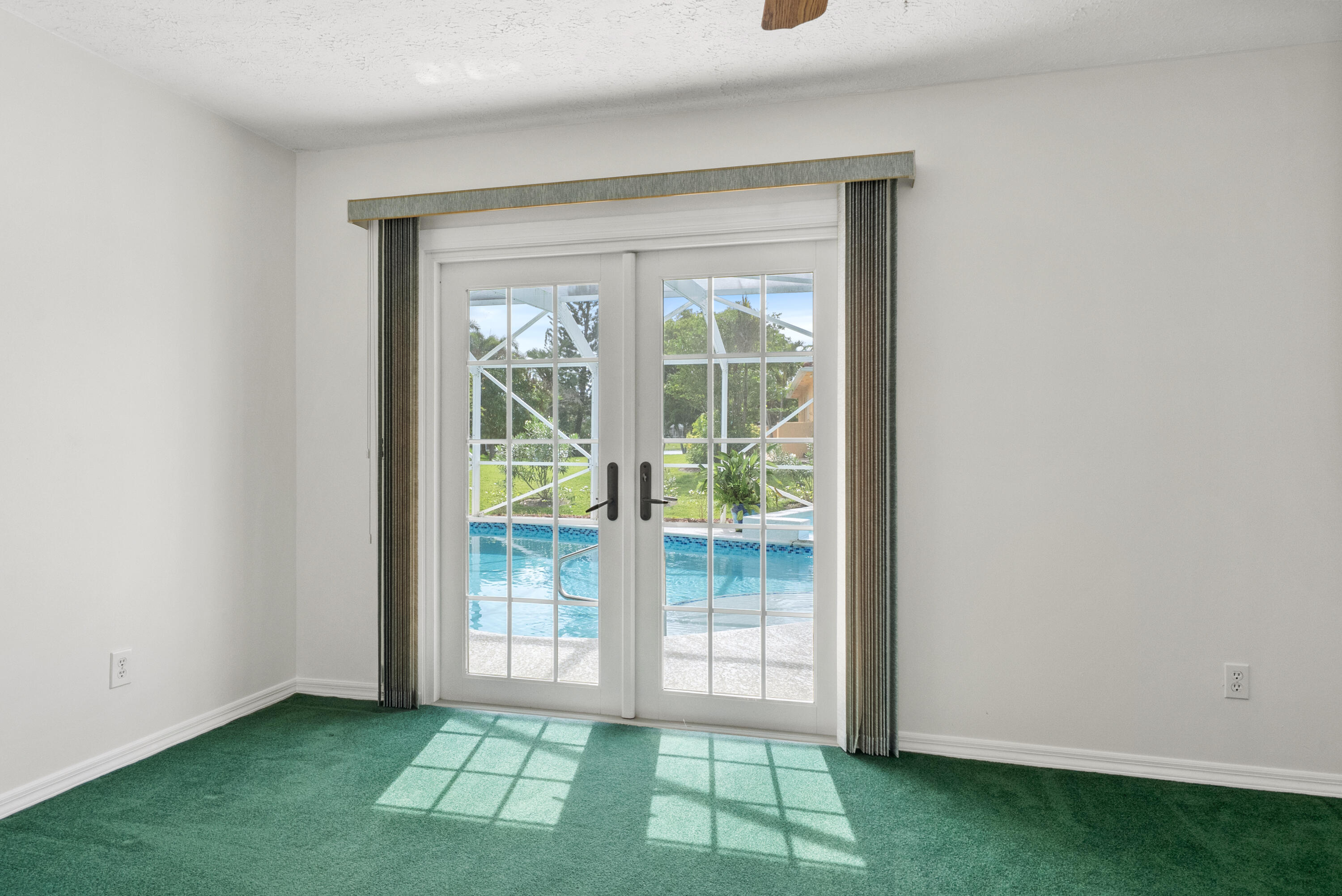 BEAU RIVAGE - Residential