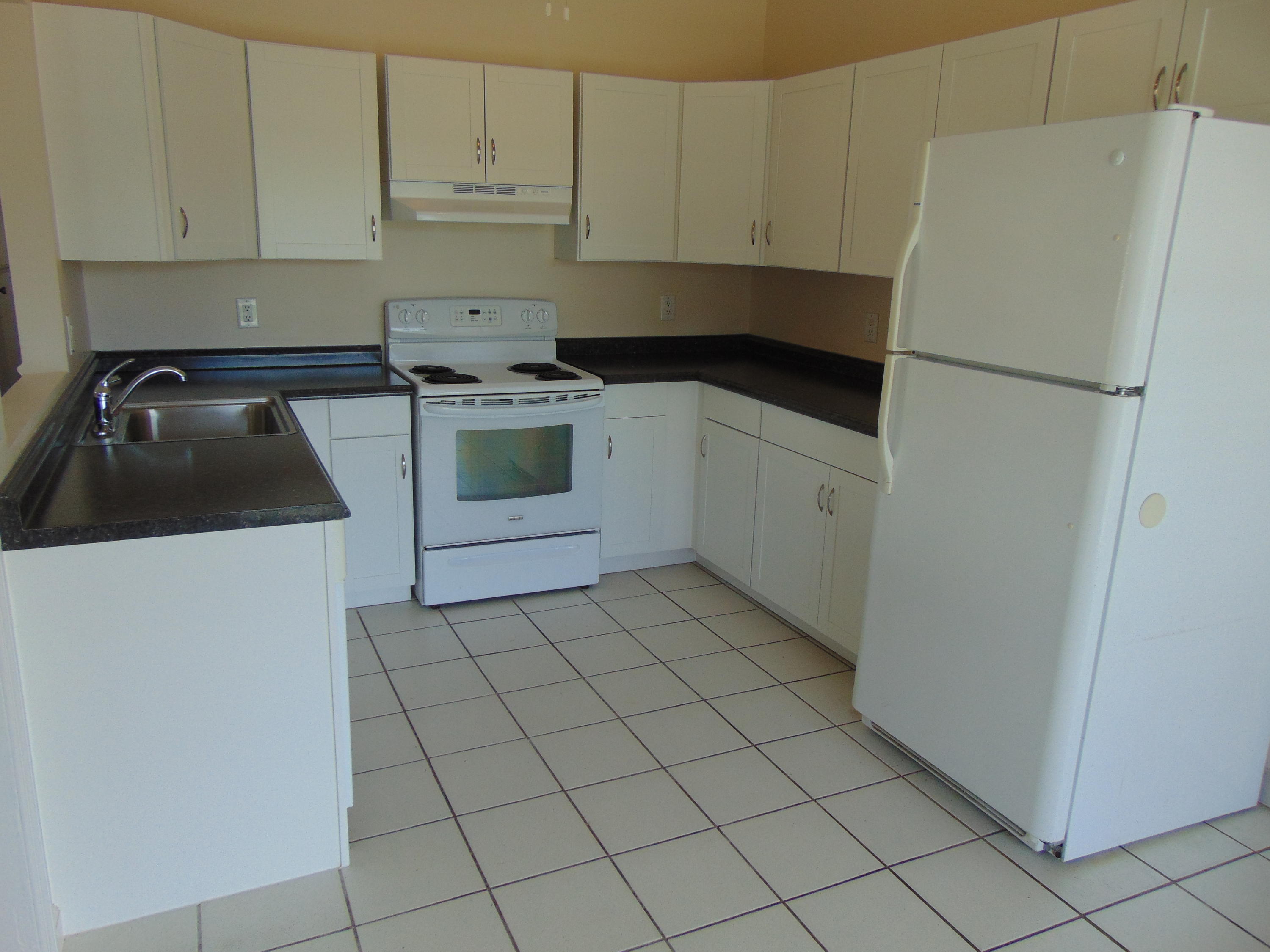 COUNTERPOINT ESTATES 9 - Residential