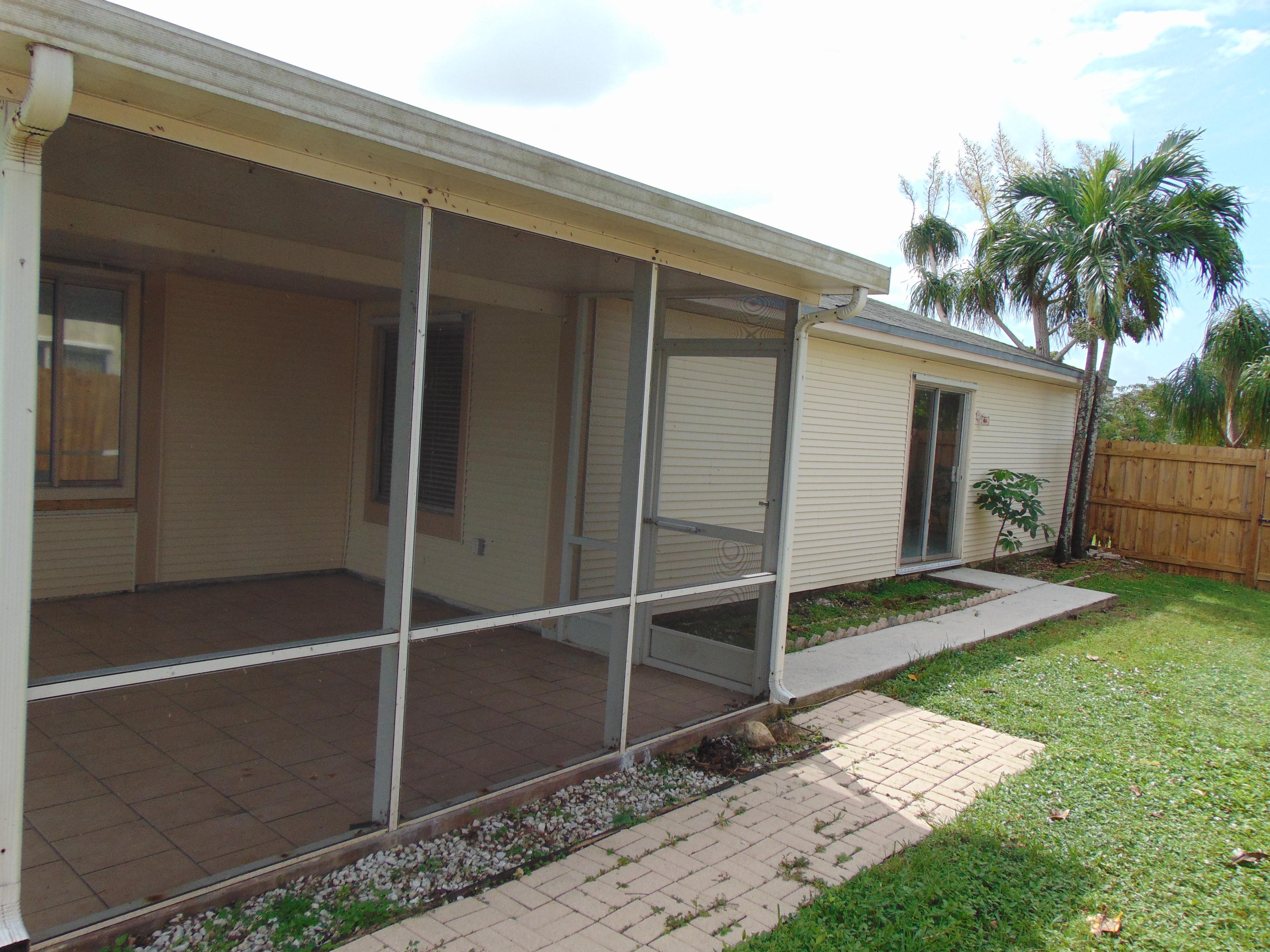 COUNTERPOINT ESTATES 9 - Residential