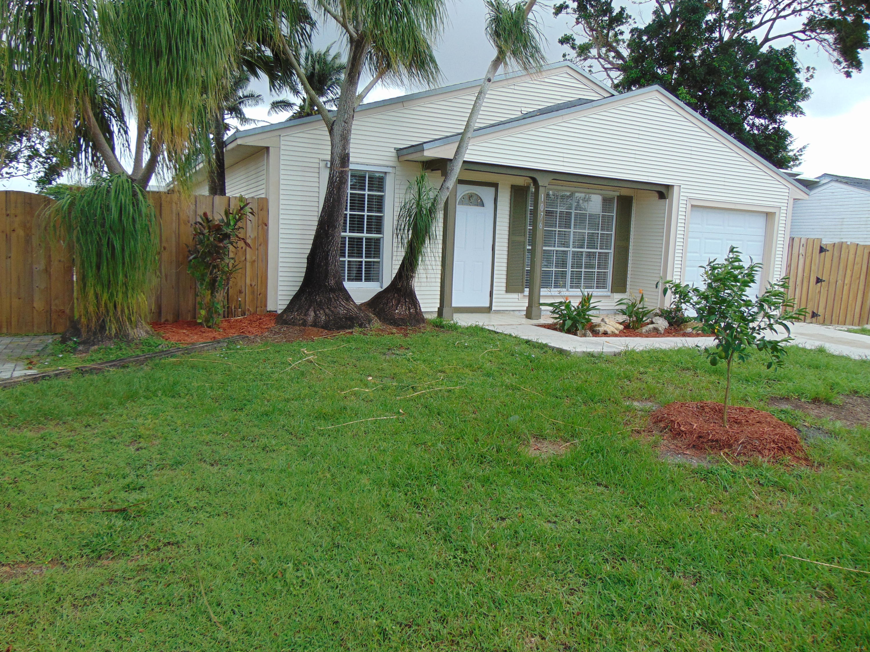 COUNTERPOINT ESTATES 9 - Residential