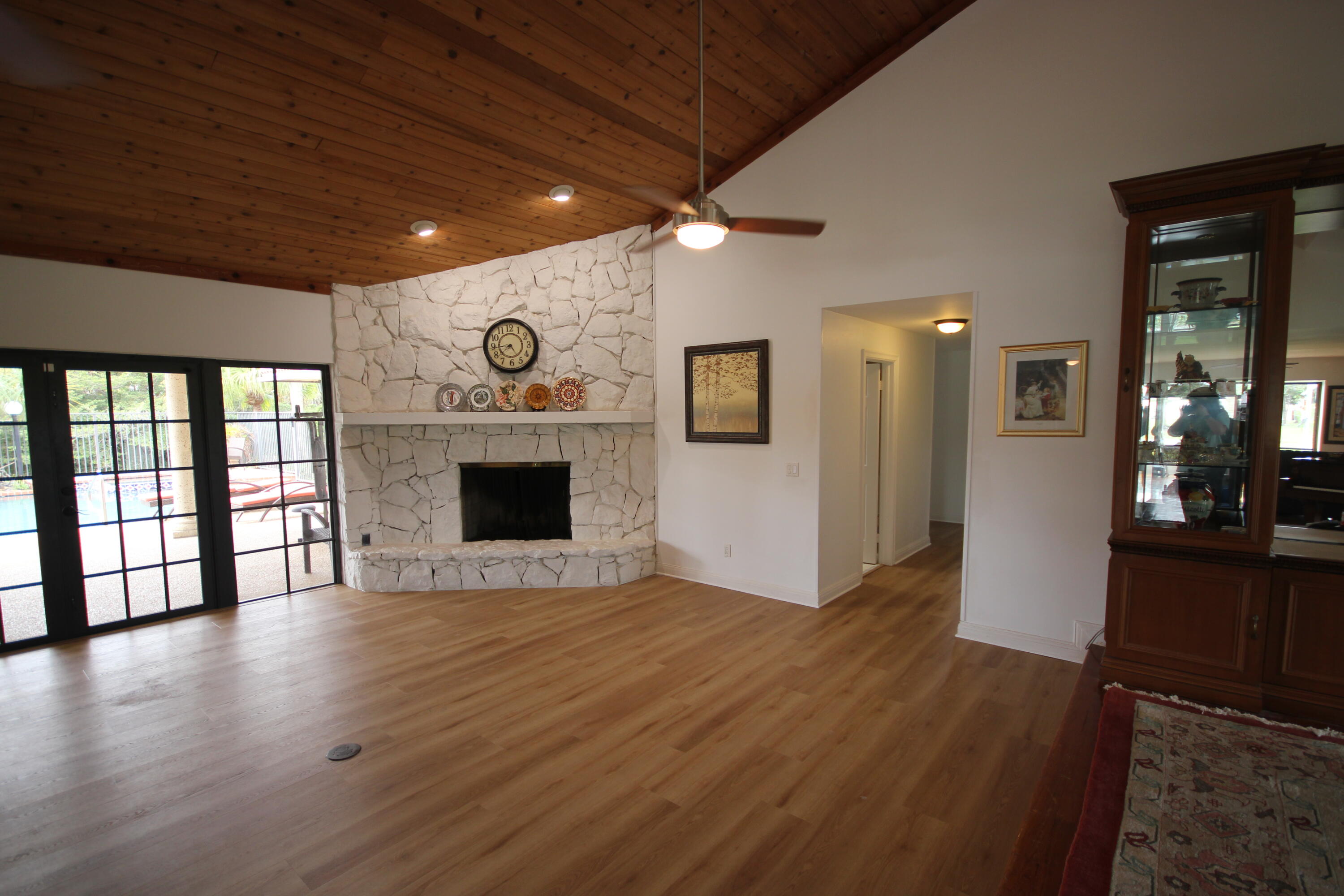 WINDING LAKES SEC 2 - Residential Lease