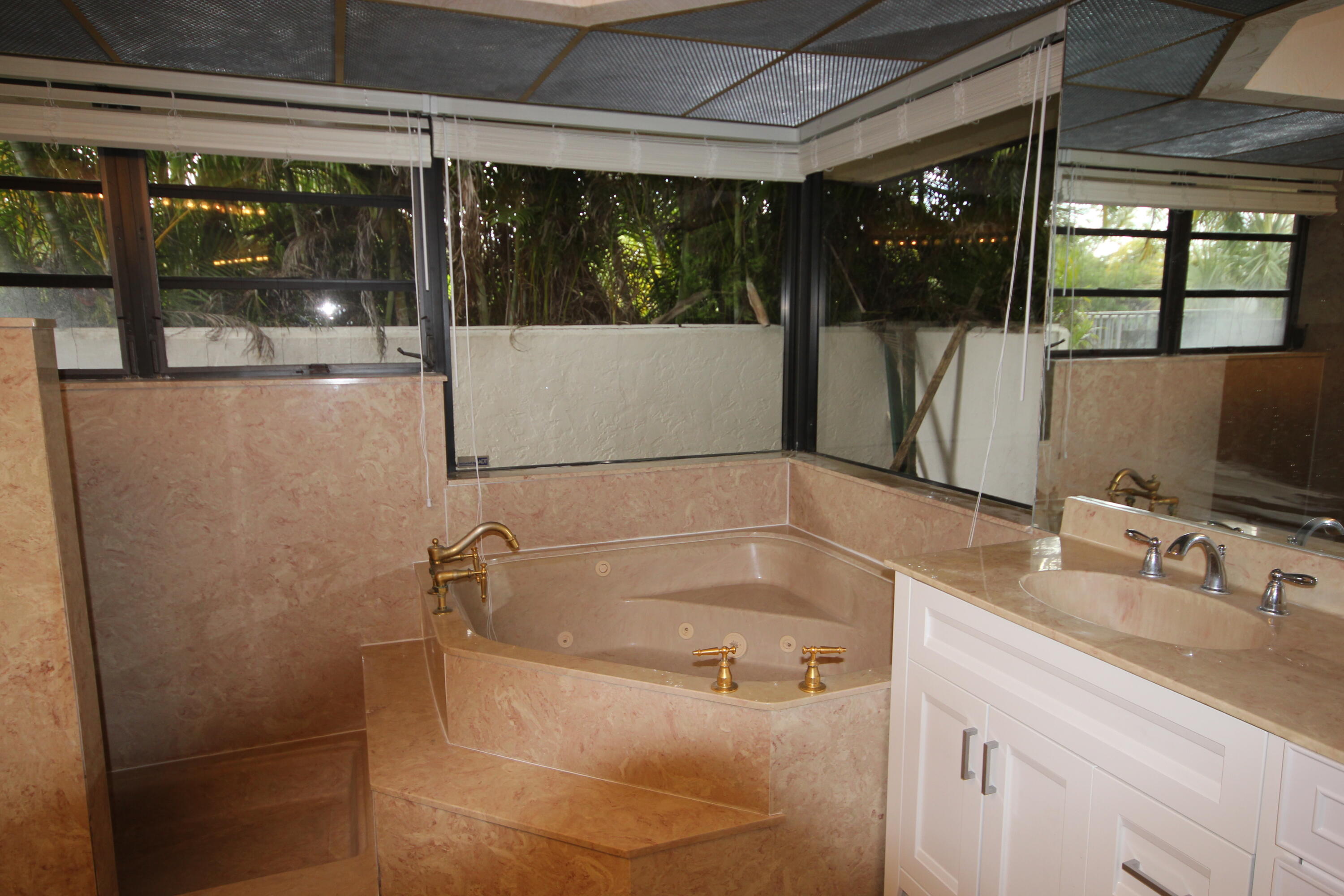 WINDING LAKES SEC 2 - Residential Lease