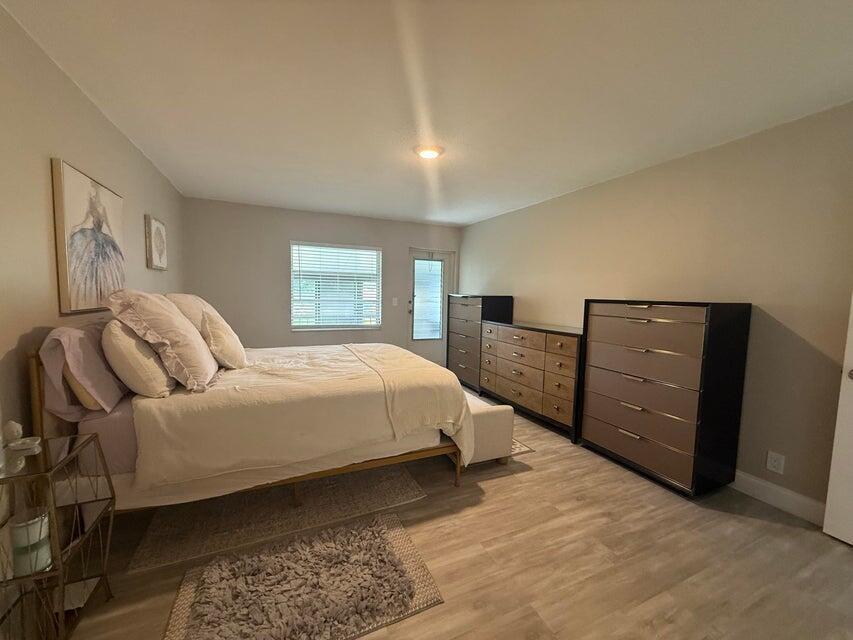 PALM GREENS AT VILLA DEL RAY CONDO II - Residential Lease