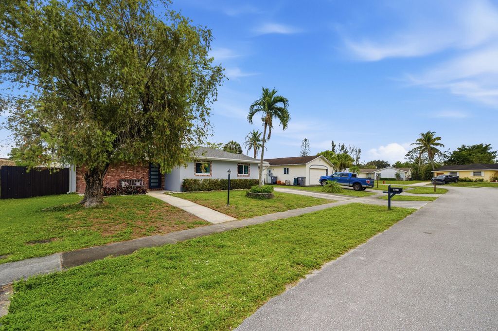 Photo of 10234 Sleepy Brook Way, Boca Raton, FL 33428 (MLS # B26022548)