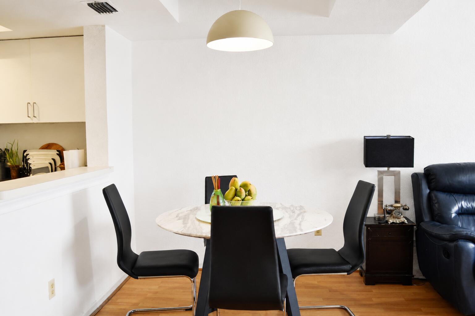 VILLAS DE TUSCANY CONDO - Residential Lease