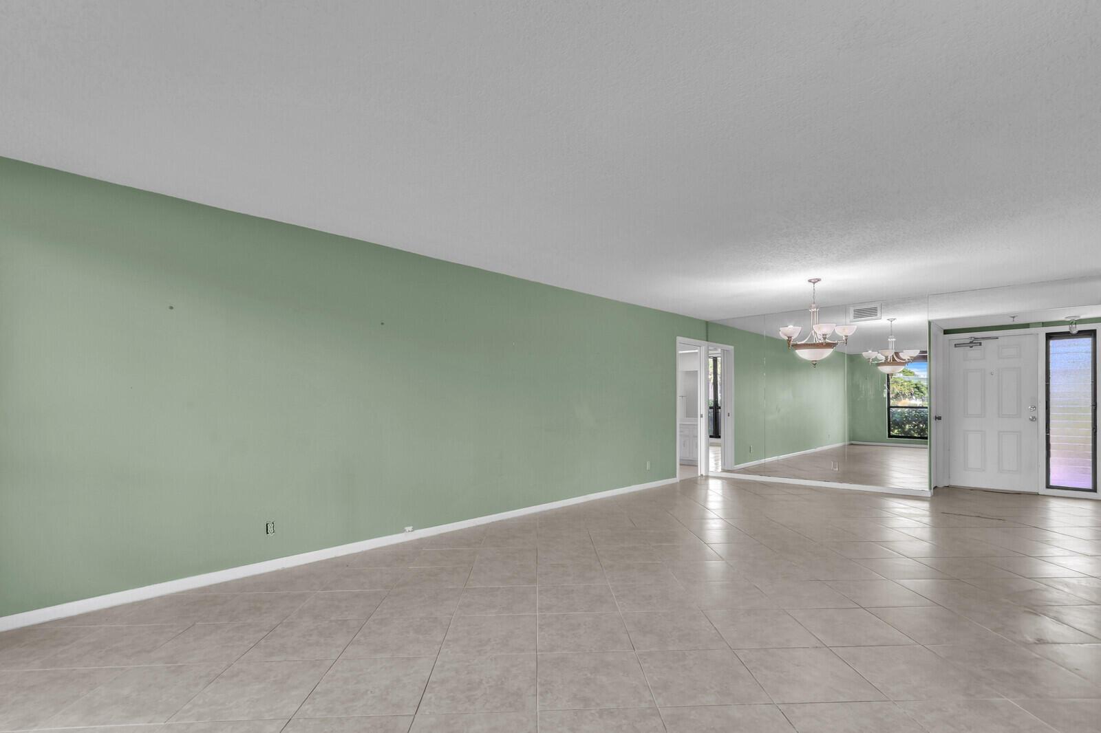 WOODLAND LAKES - Residential