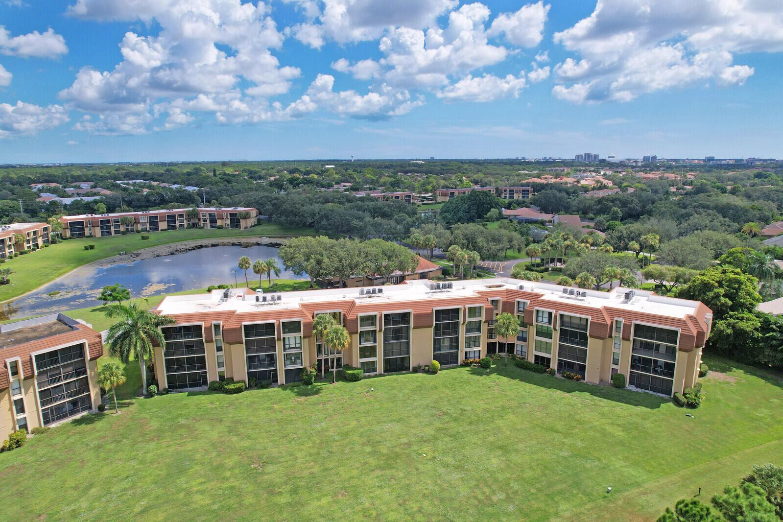 WOODLAND LAKES - Residential