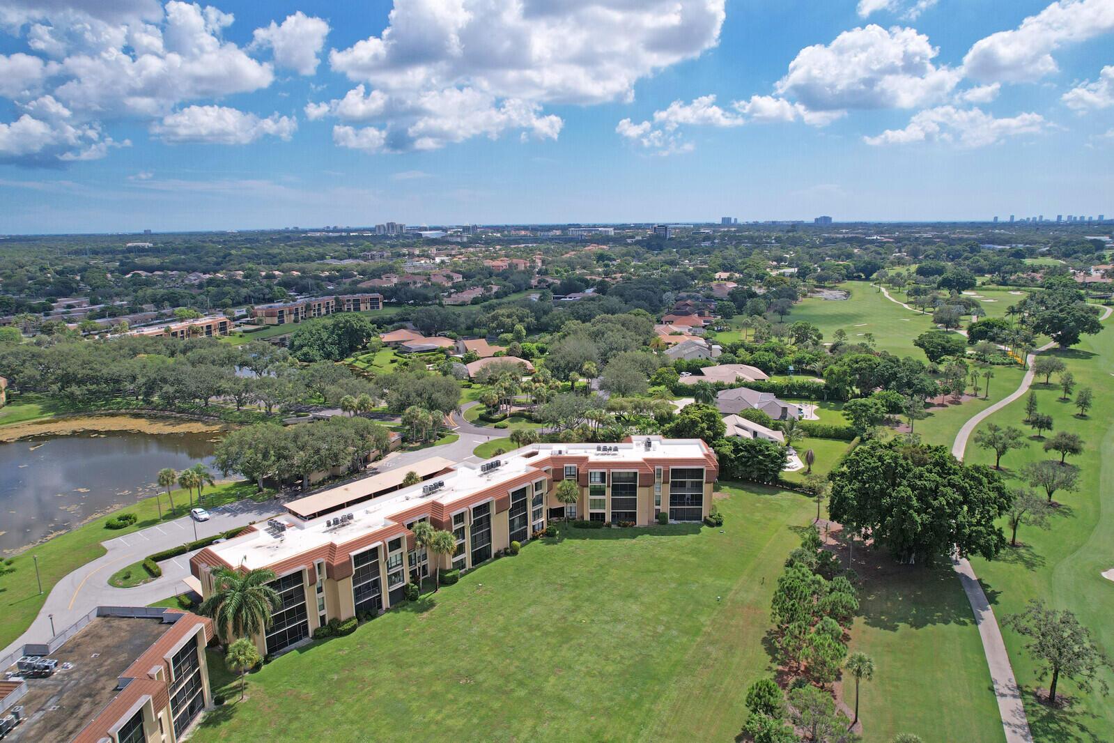 WOODLAND LAKES - Residential