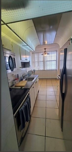 Winston Towers - Residential