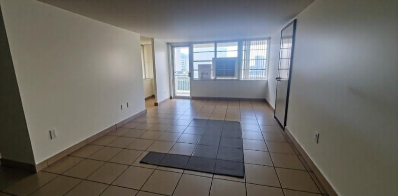 Winston Towers - Residential