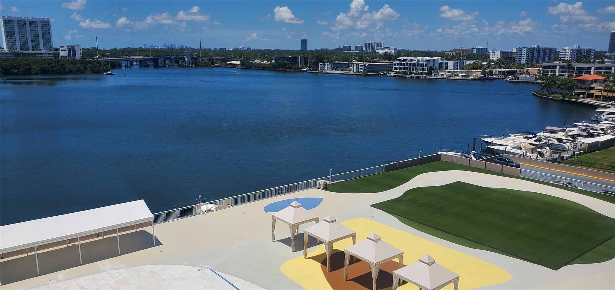 Winston Towers - Residential