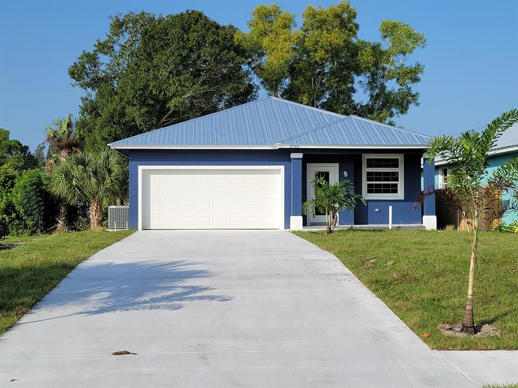 Photo of 4796 SE Horizon Avenue, Stuart, FL 34997 (MLS # R10740191)