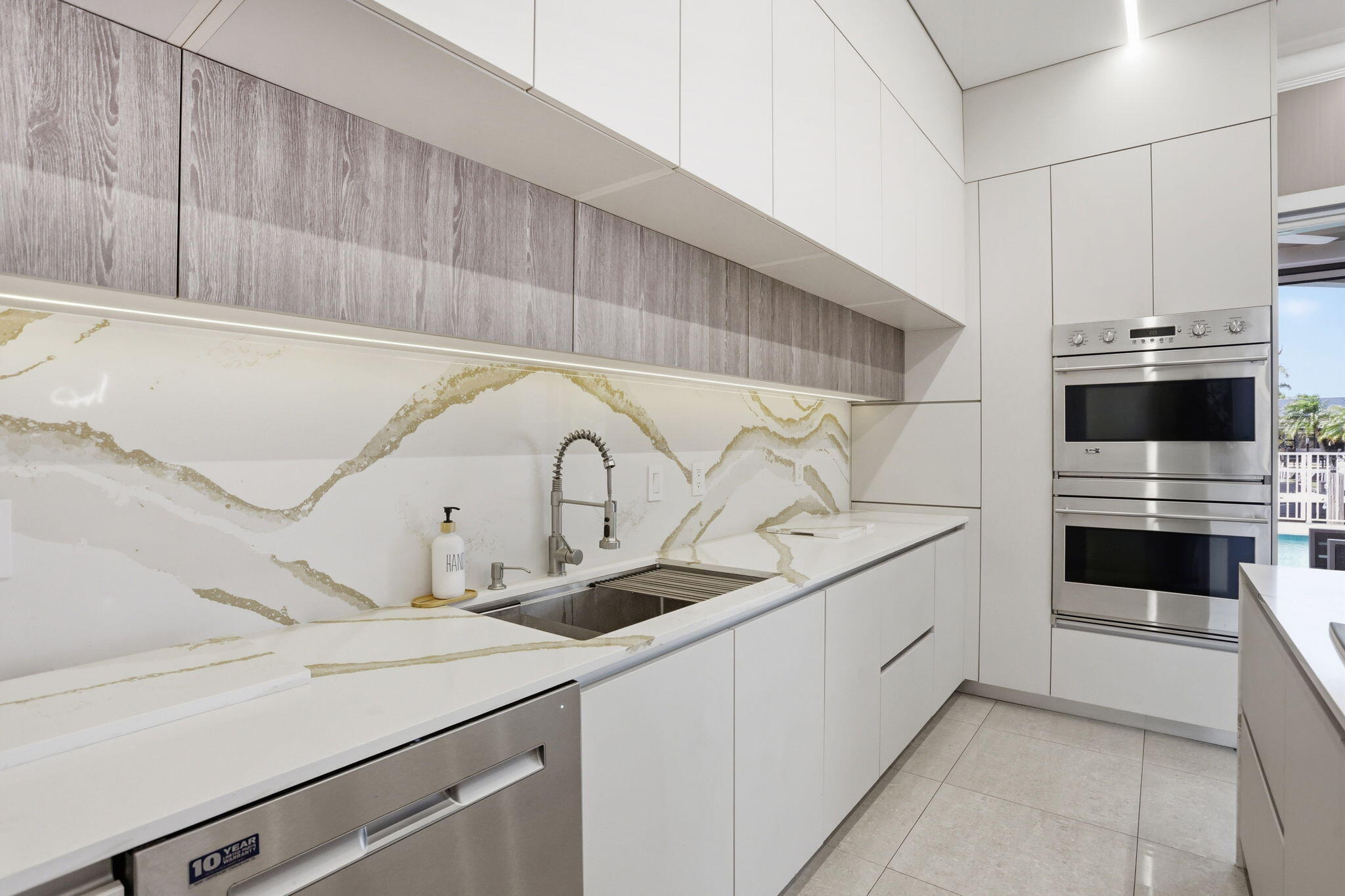 CORAL RIDGE ISLES - Residential