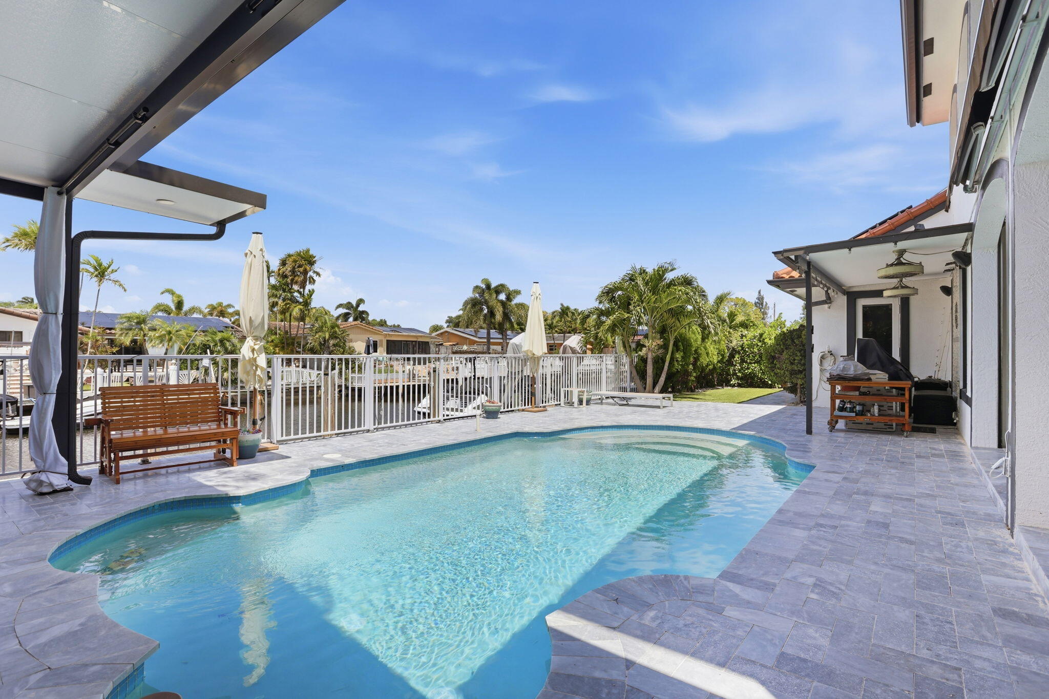 CORAL RIDGE ISLES - Residential