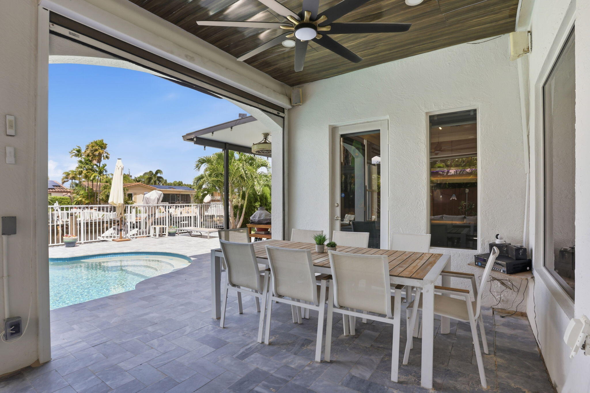 CORAL RIDGE ISLES - Residential