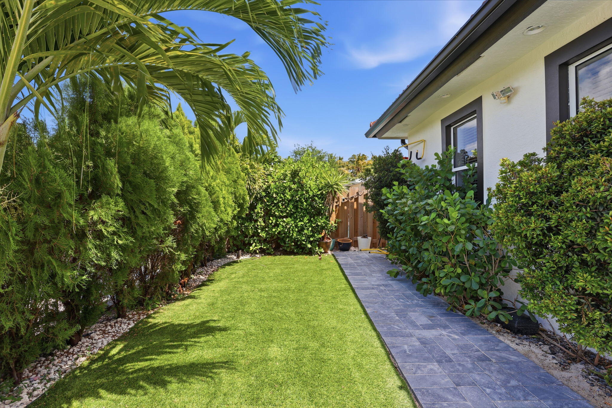 CORAL RIDGE ISLES - Residential