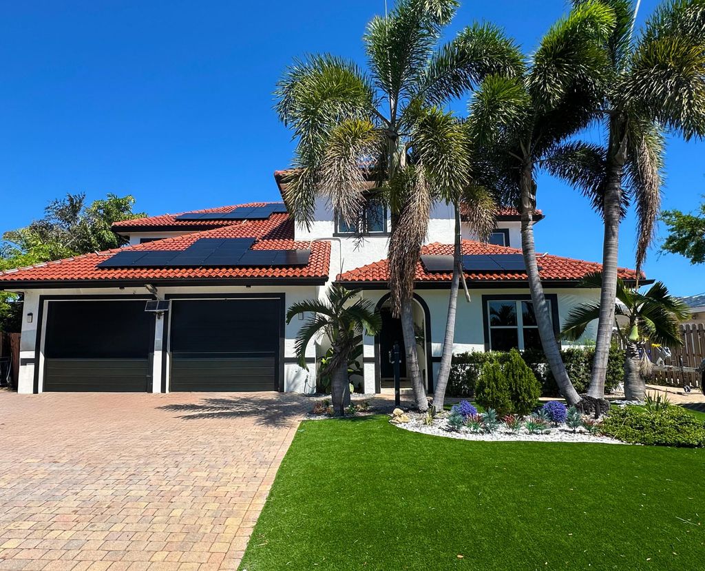 Photo of 1467 NE 53rd Court, Fort Lauderdale, FL 33334 (MLS # B26007515)