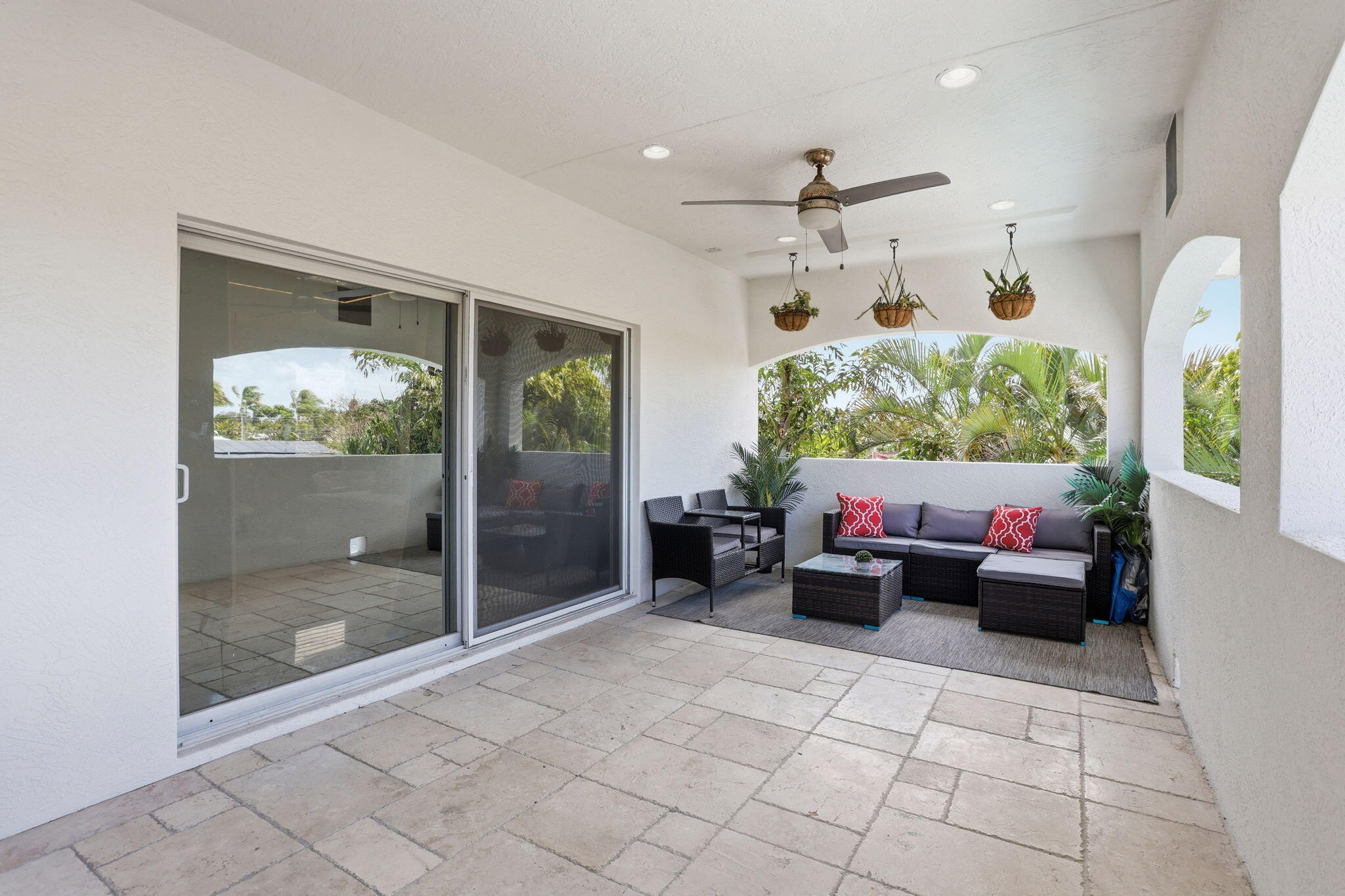 CORAL RIDGE ISLES - Residential