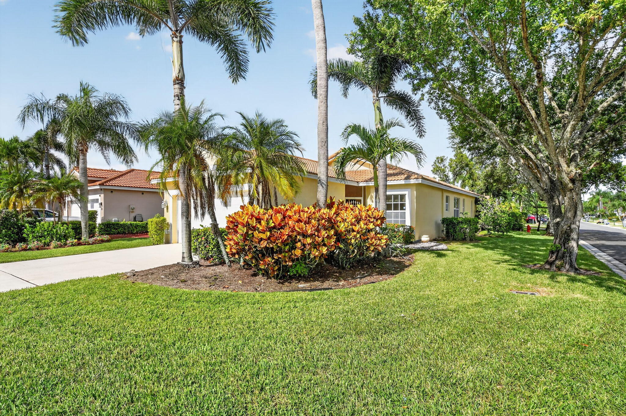 9527 Cherry Blossom Court