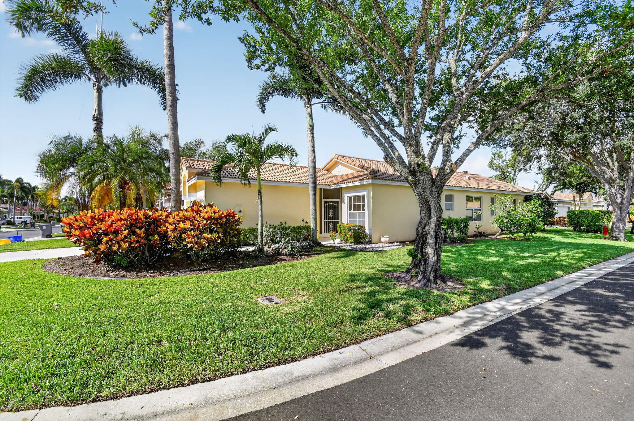9527 Cherry Blossom Court