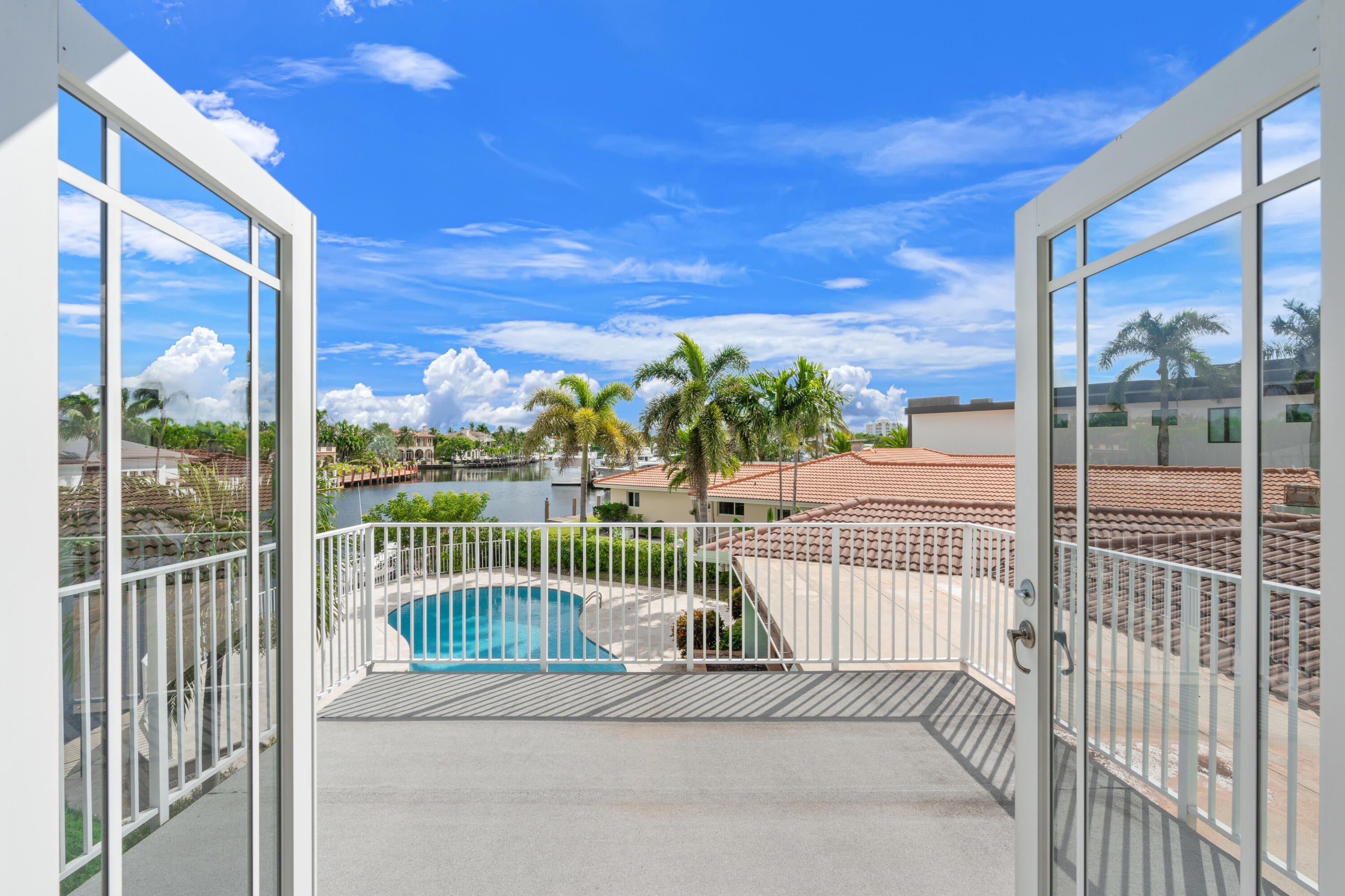 2651 NE 43RD Street