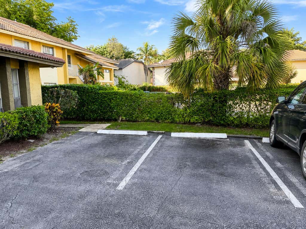 Photo of 3540 NW 114th Lane, Coral Springs, FL 33065 (MLS # B26062355)